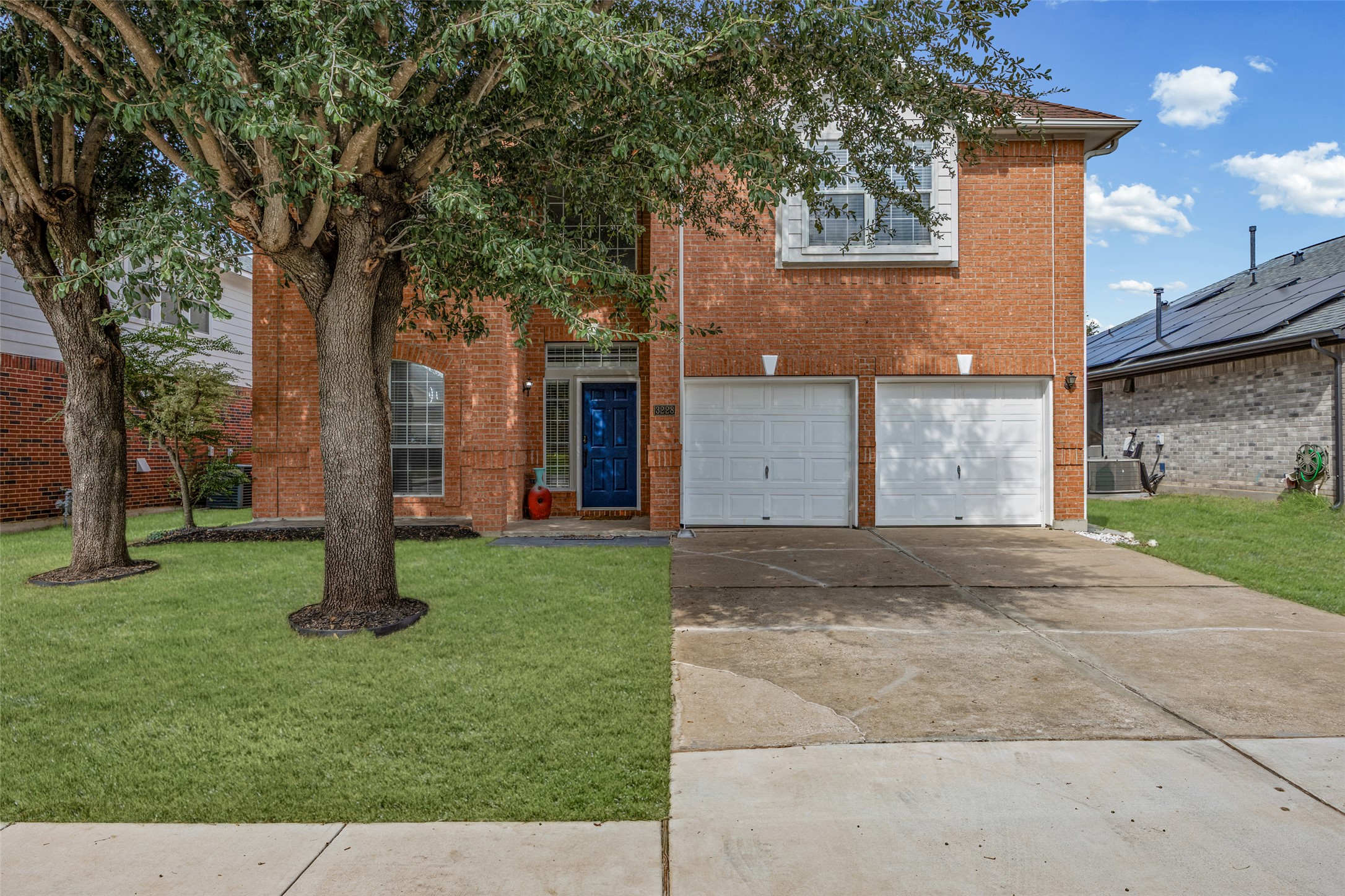 main property photo 29