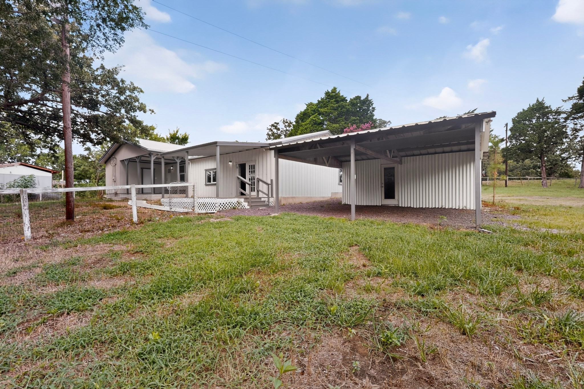 main property photo 38