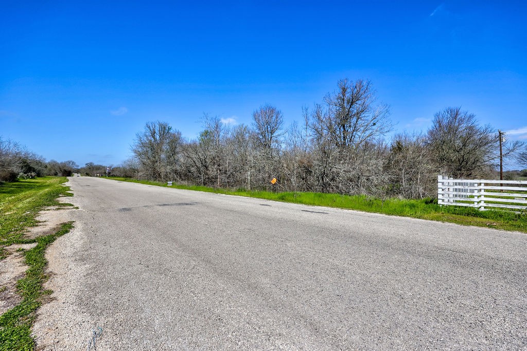 main property photo 31