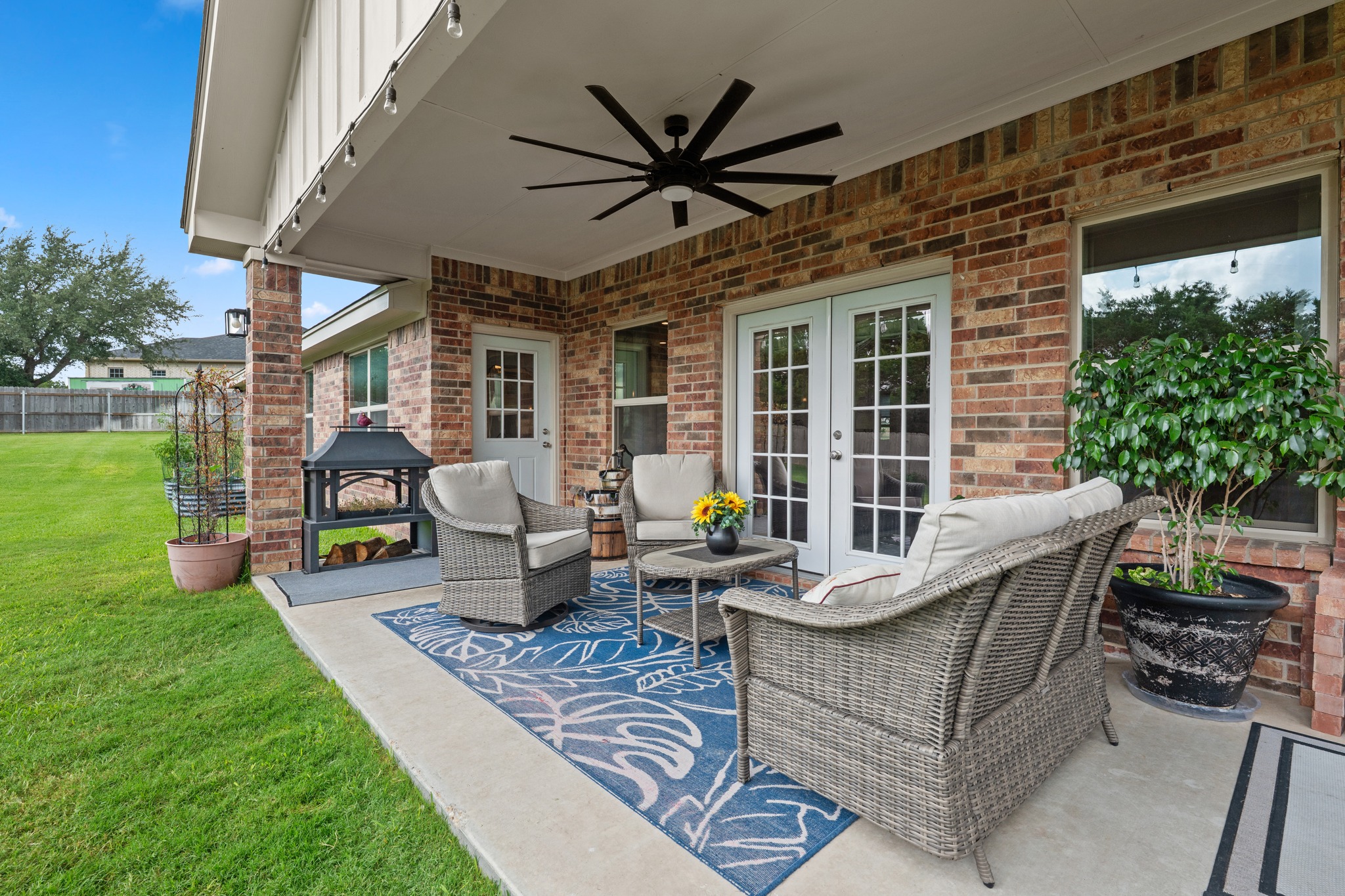 main property photo 31