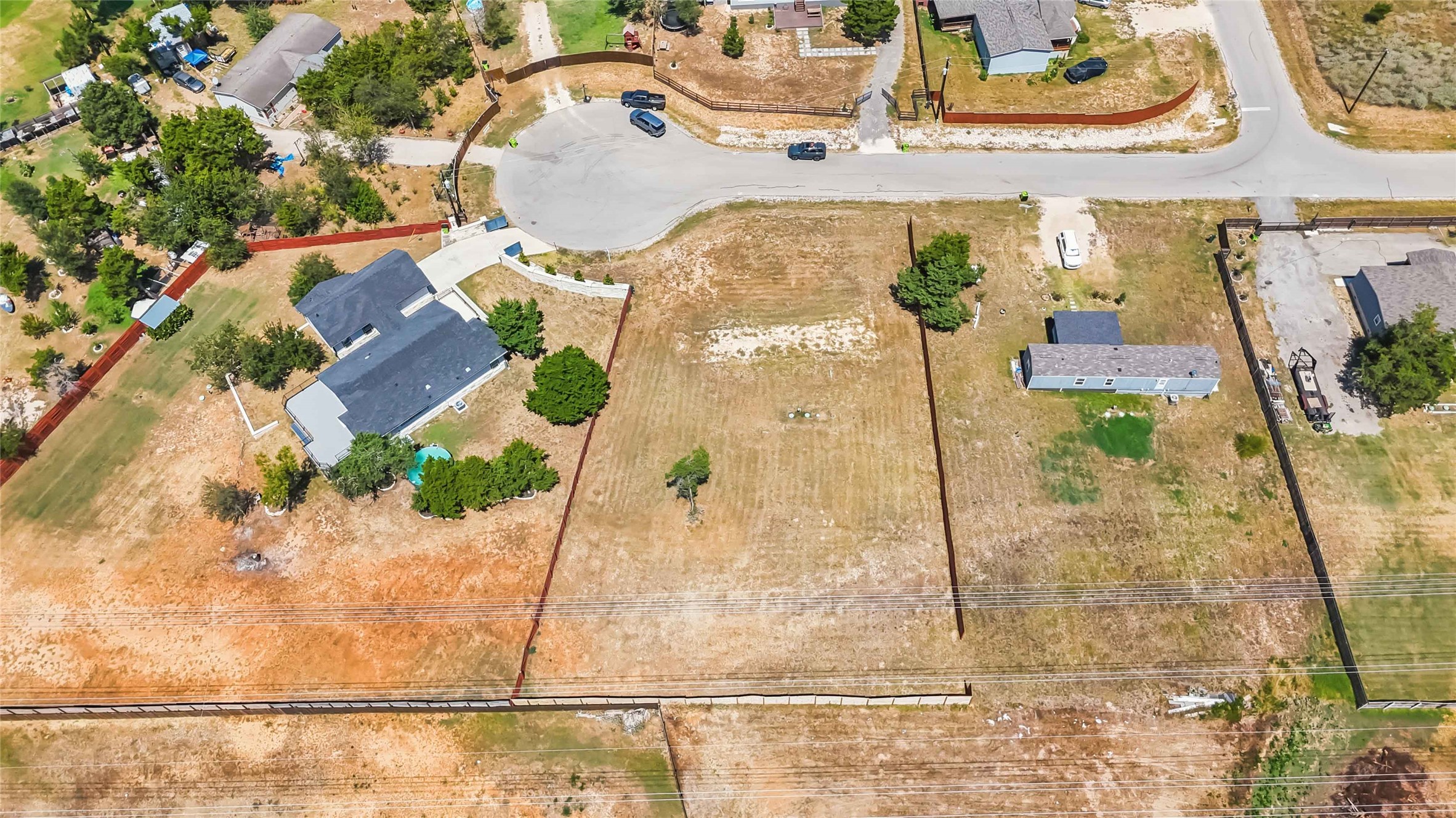 main property photo 5