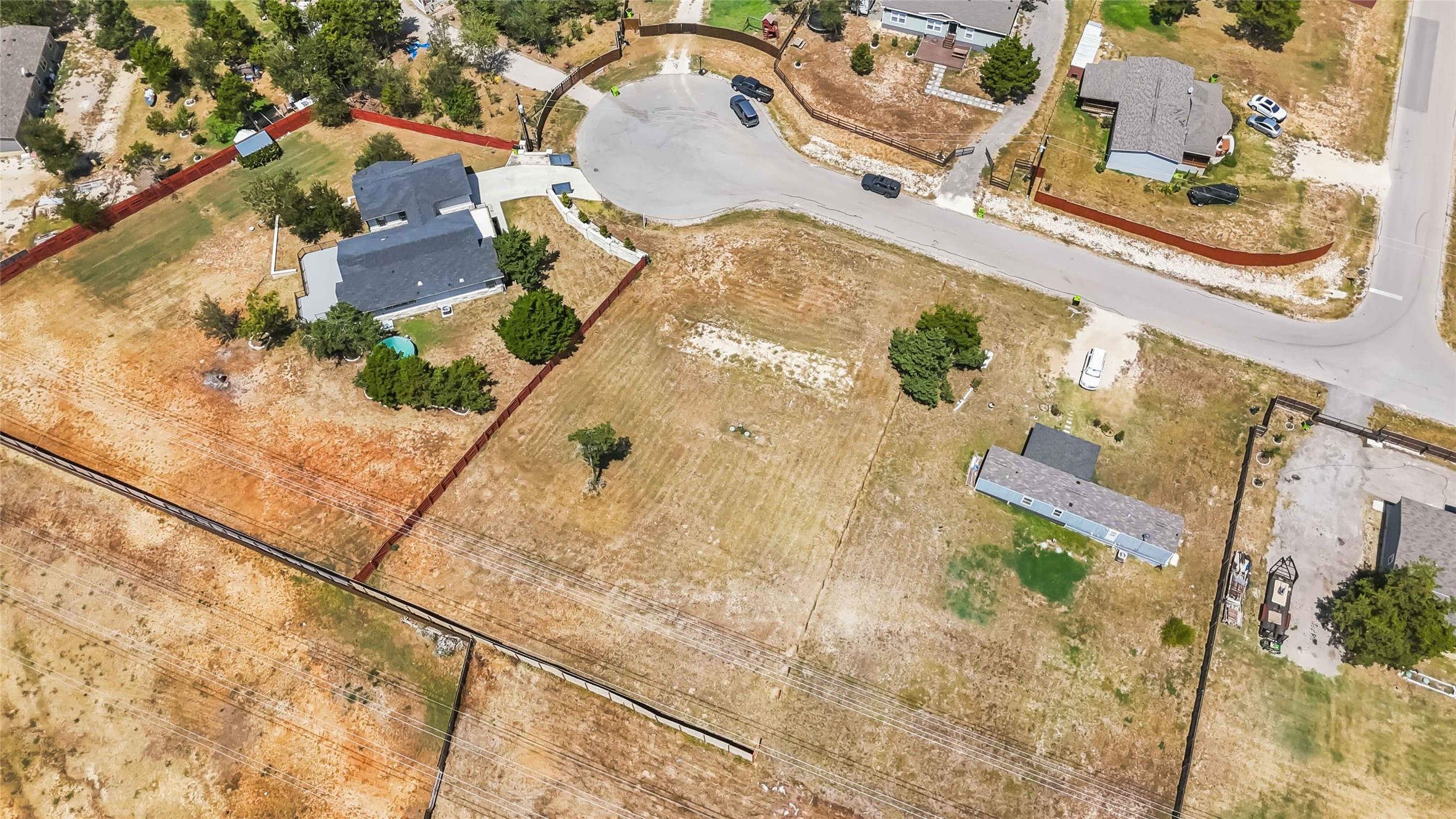 main property photo 6