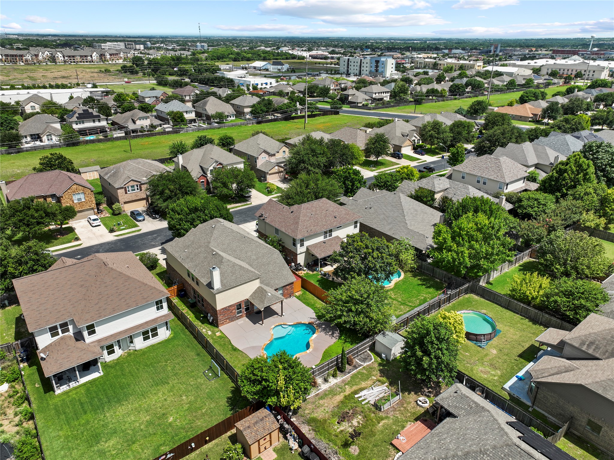 main property photo 37