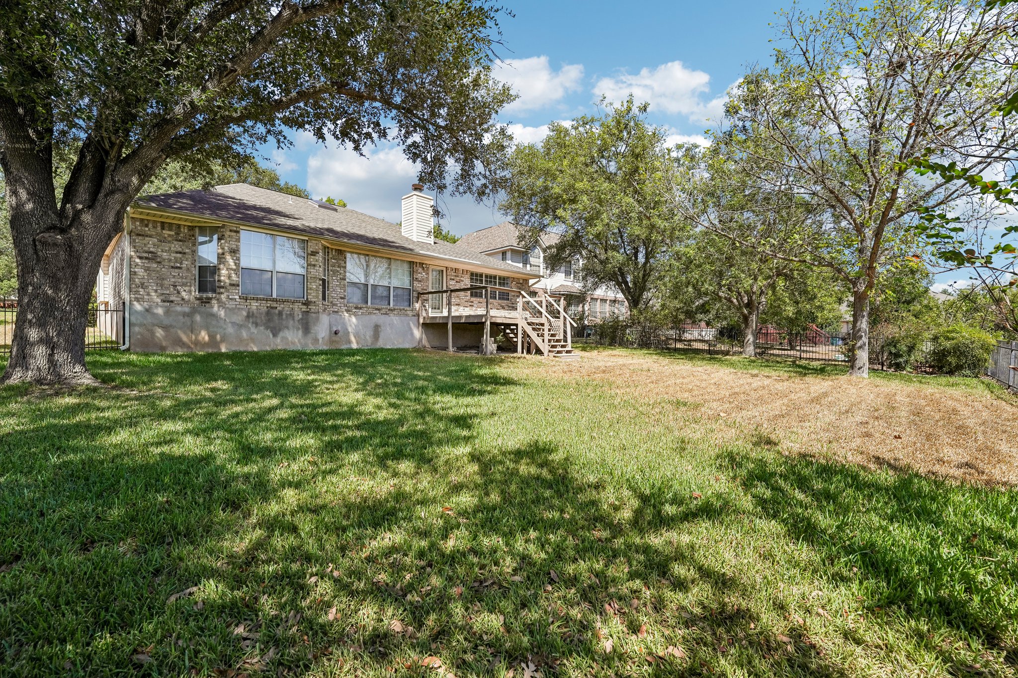 main property photo 24