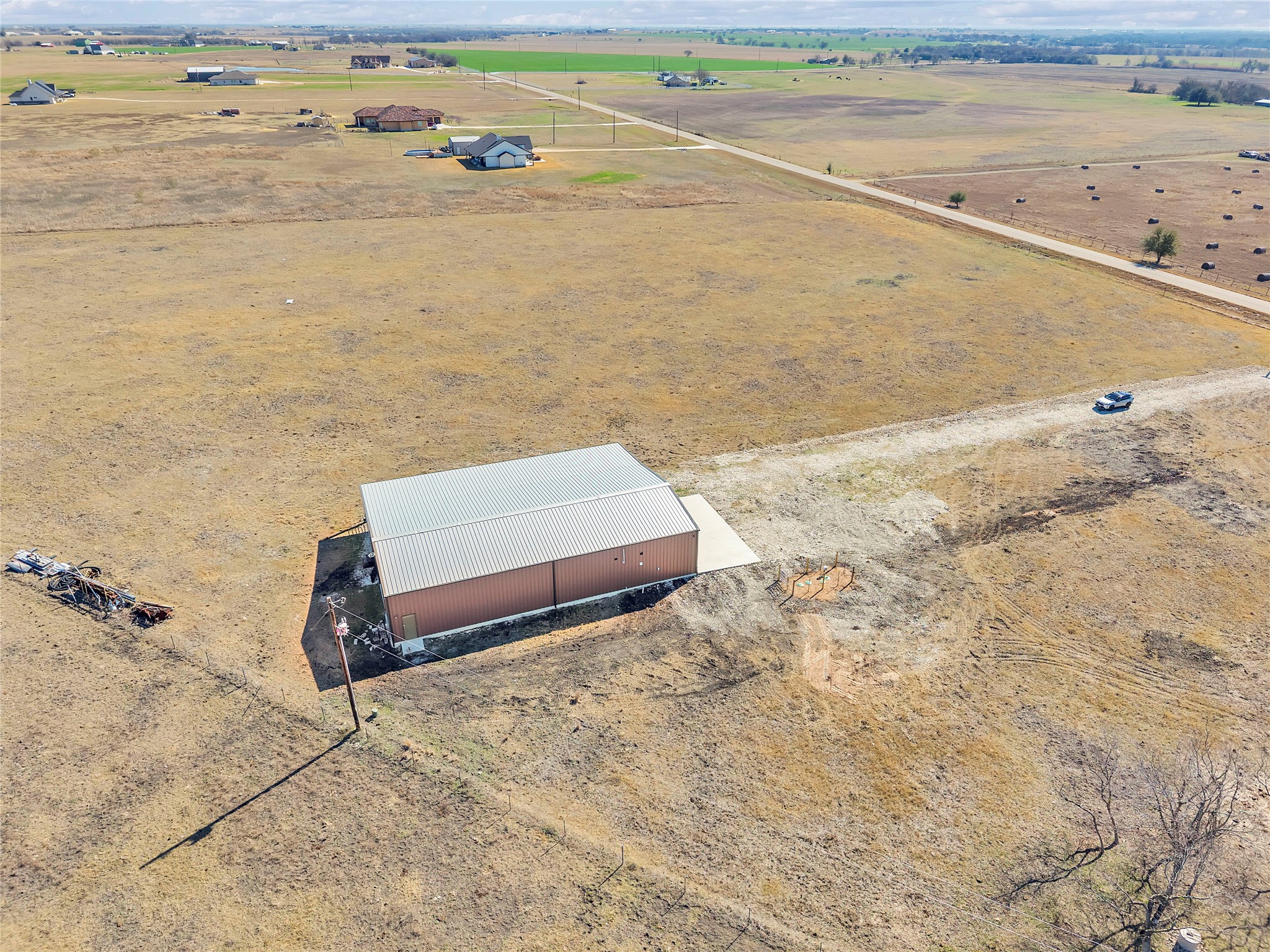 main property photo 20