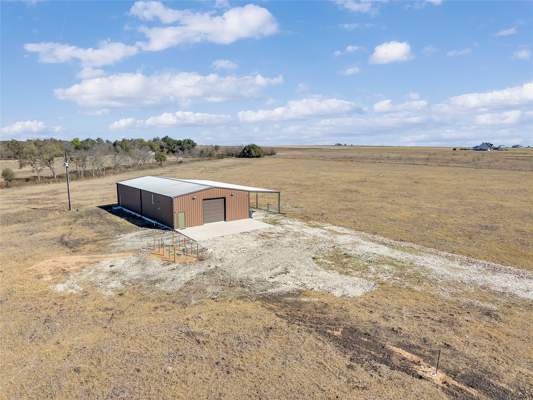 main property photo 21