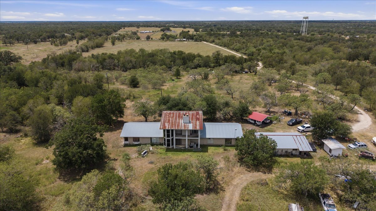 main property photo 13