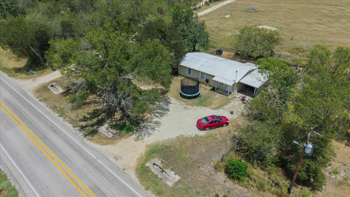 main property photo 17