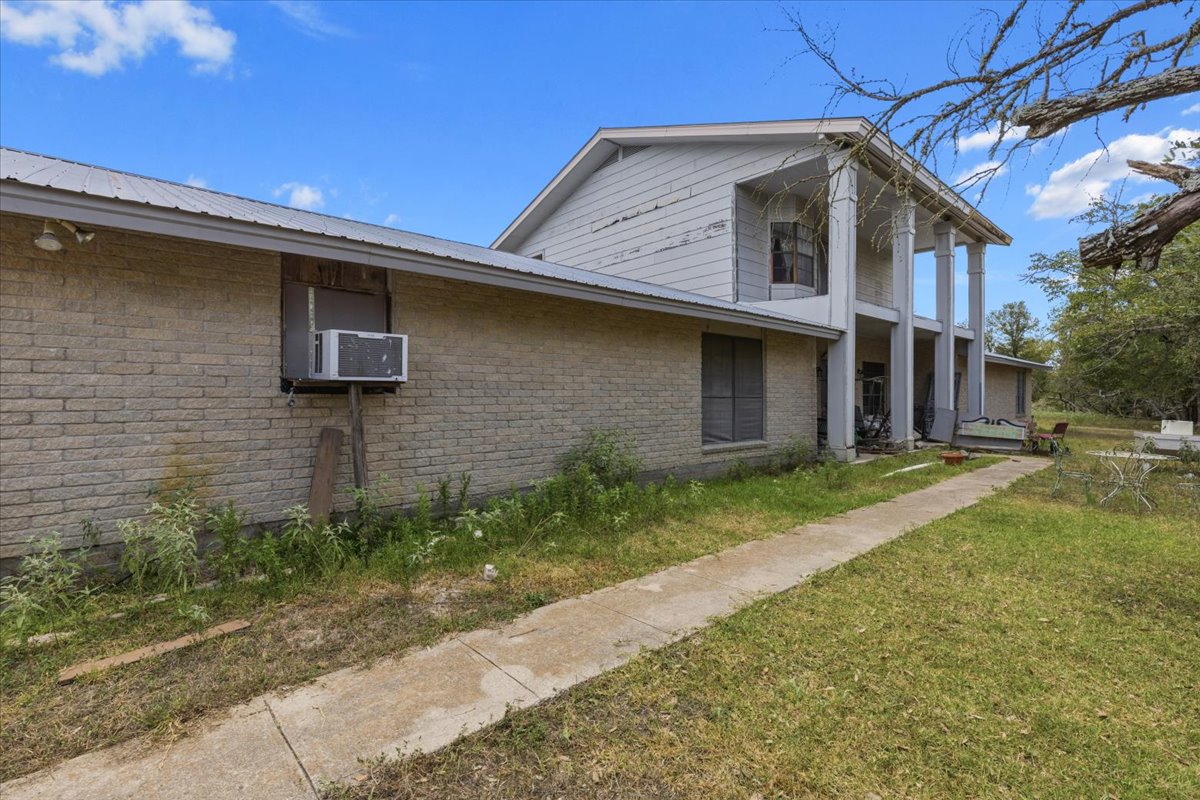 main property photo 22
