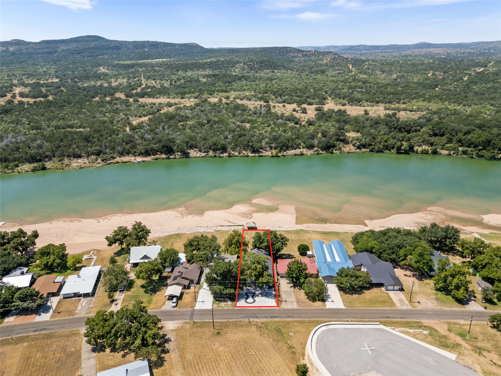 main property photo 2