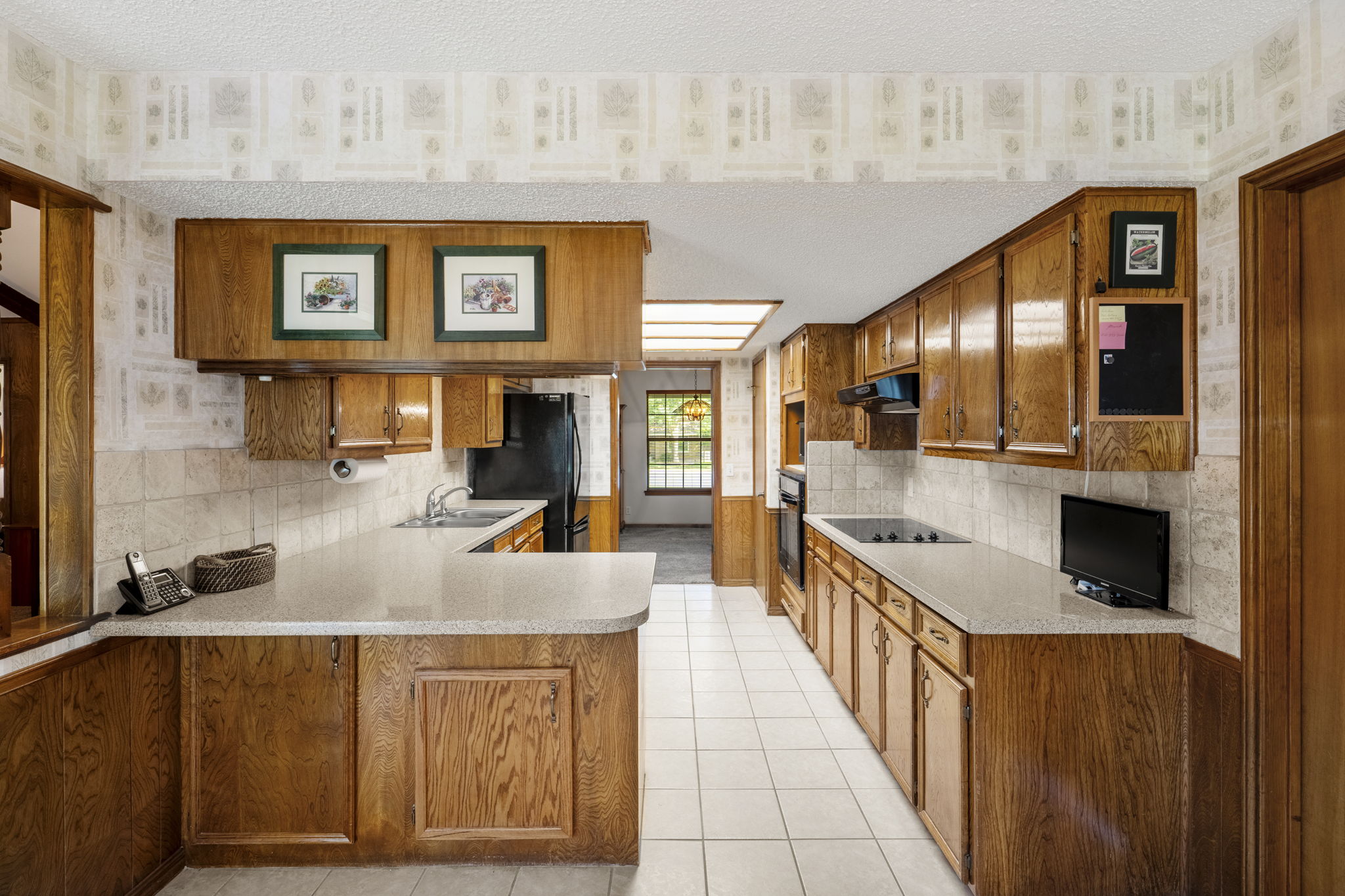 main property photo 17