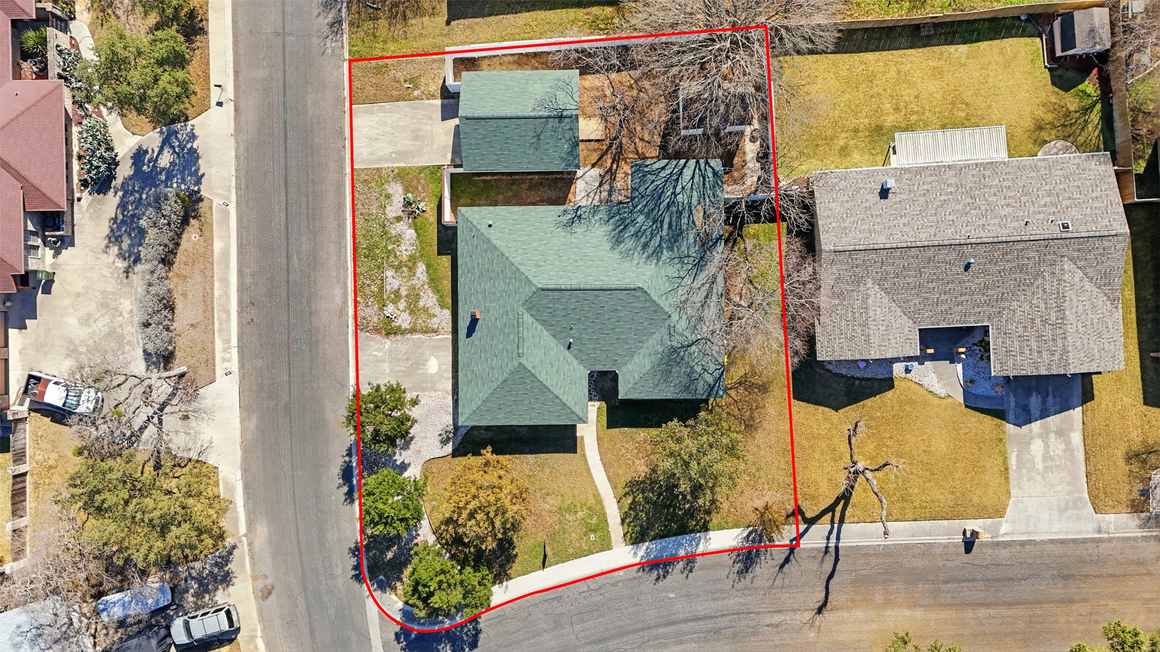 main property photo 21