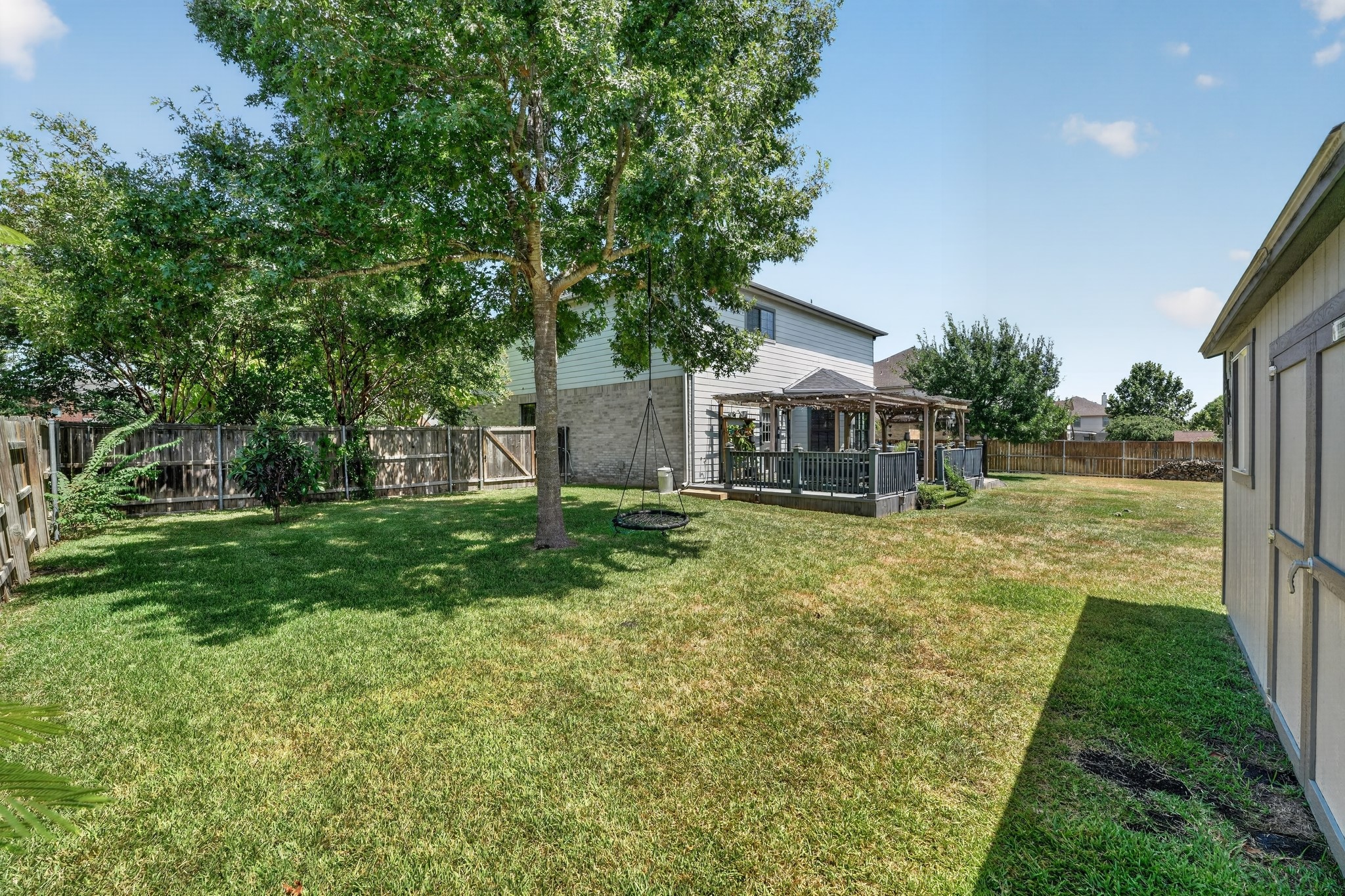 main property photo 36