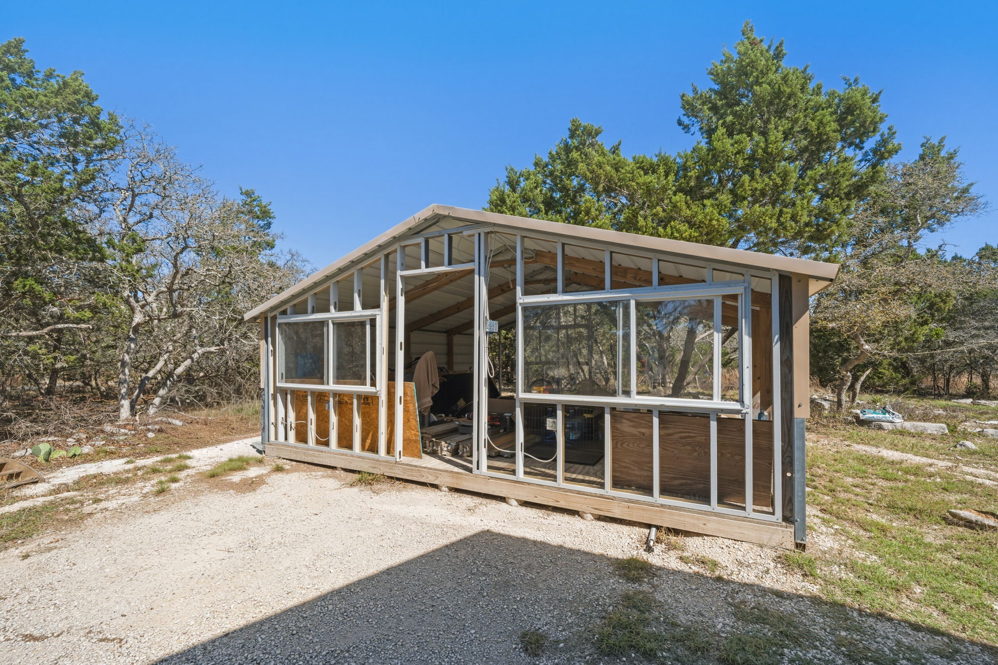 main property photo 34