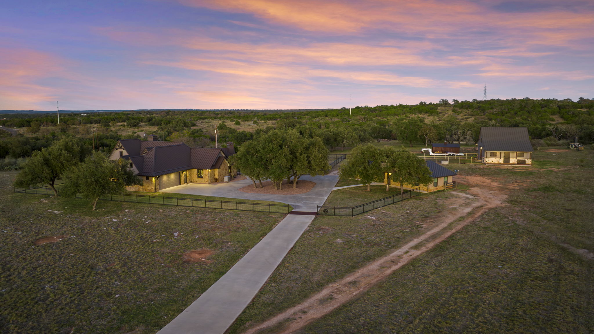 main property photo 5