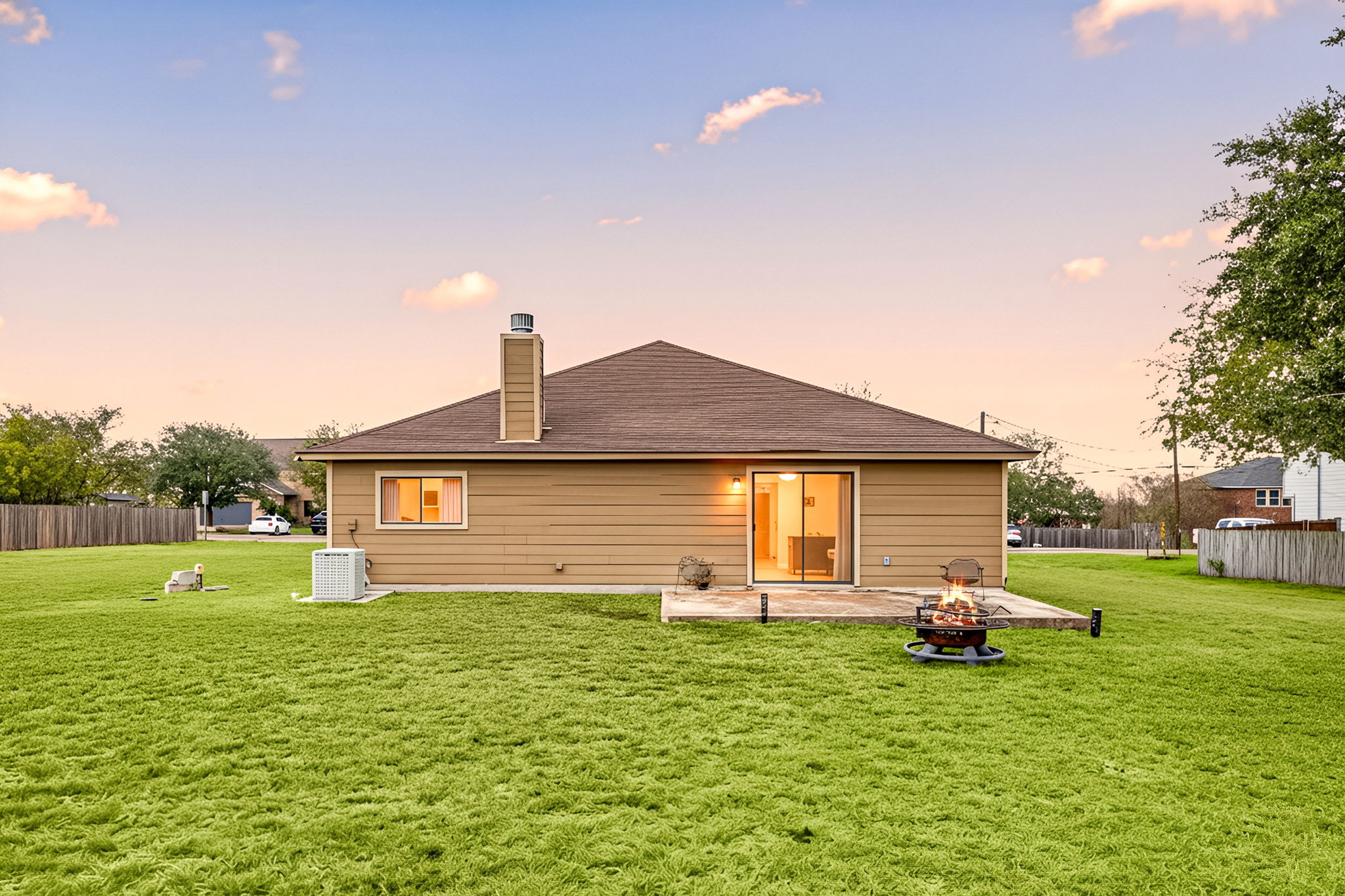 main property photo 25