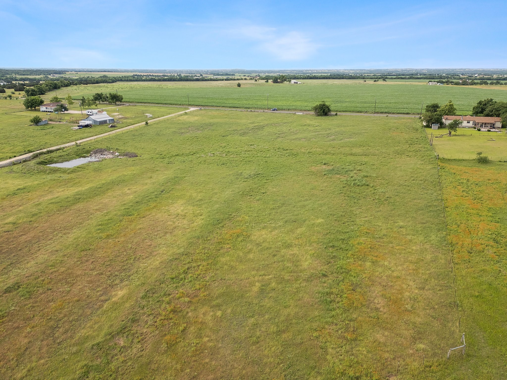 main property photo 14