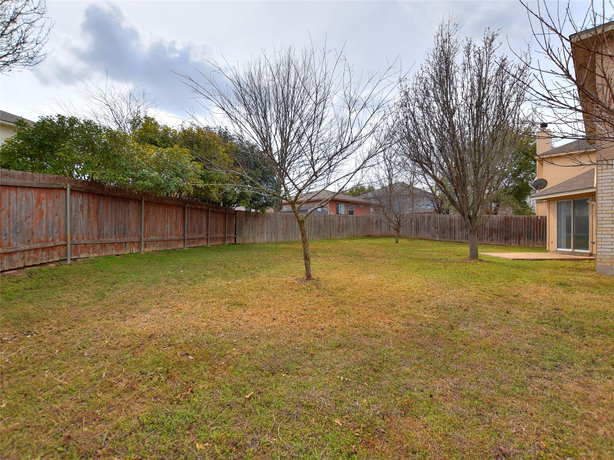 main property photo 22