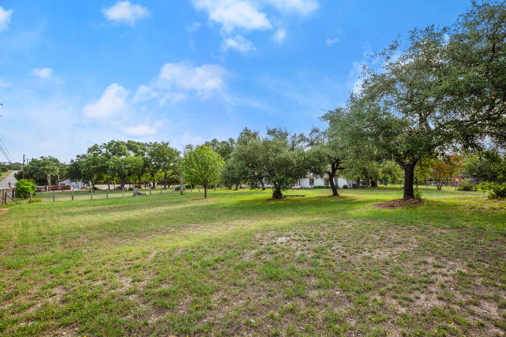 main property photo 25
