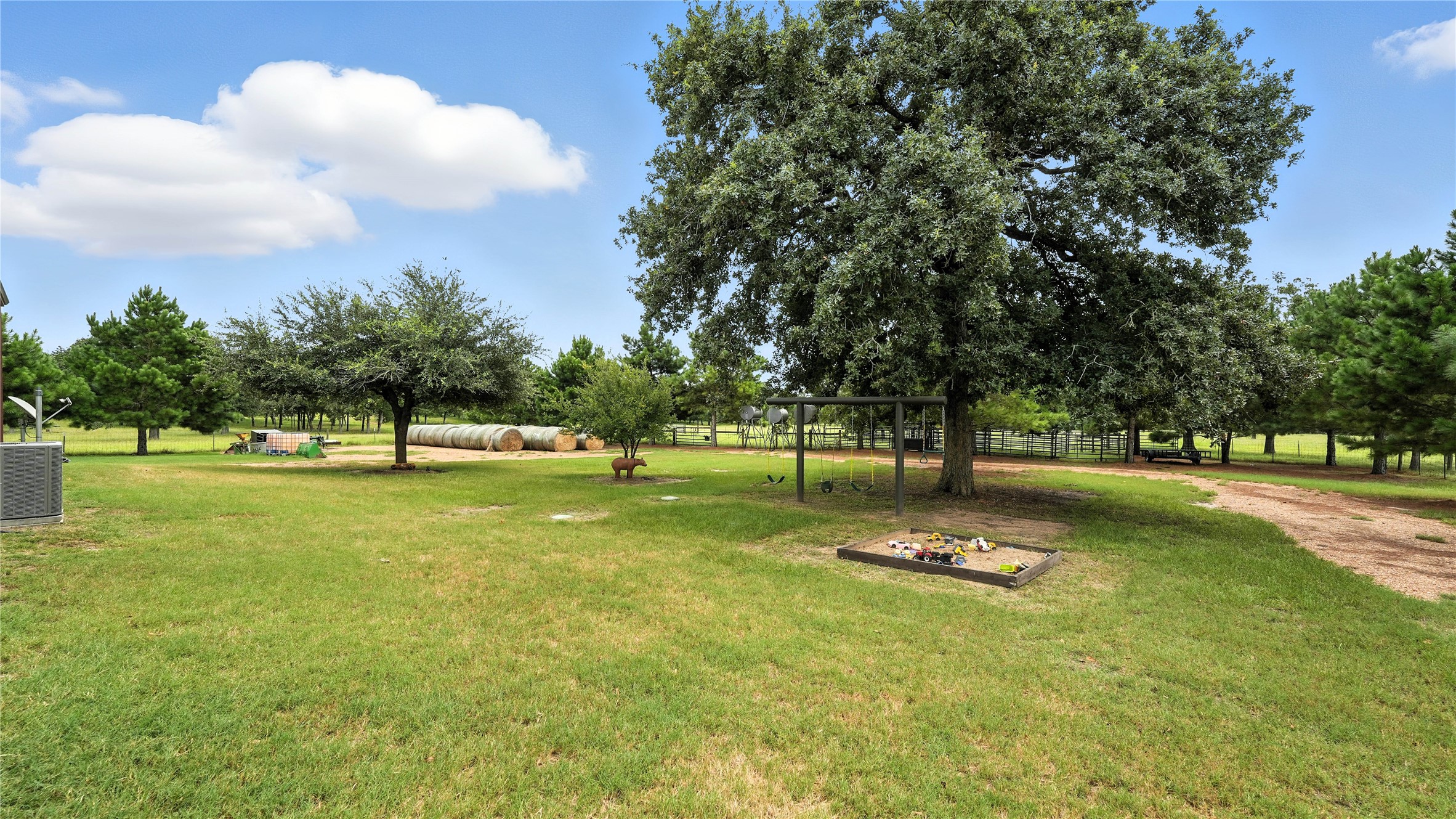 main property photo 34