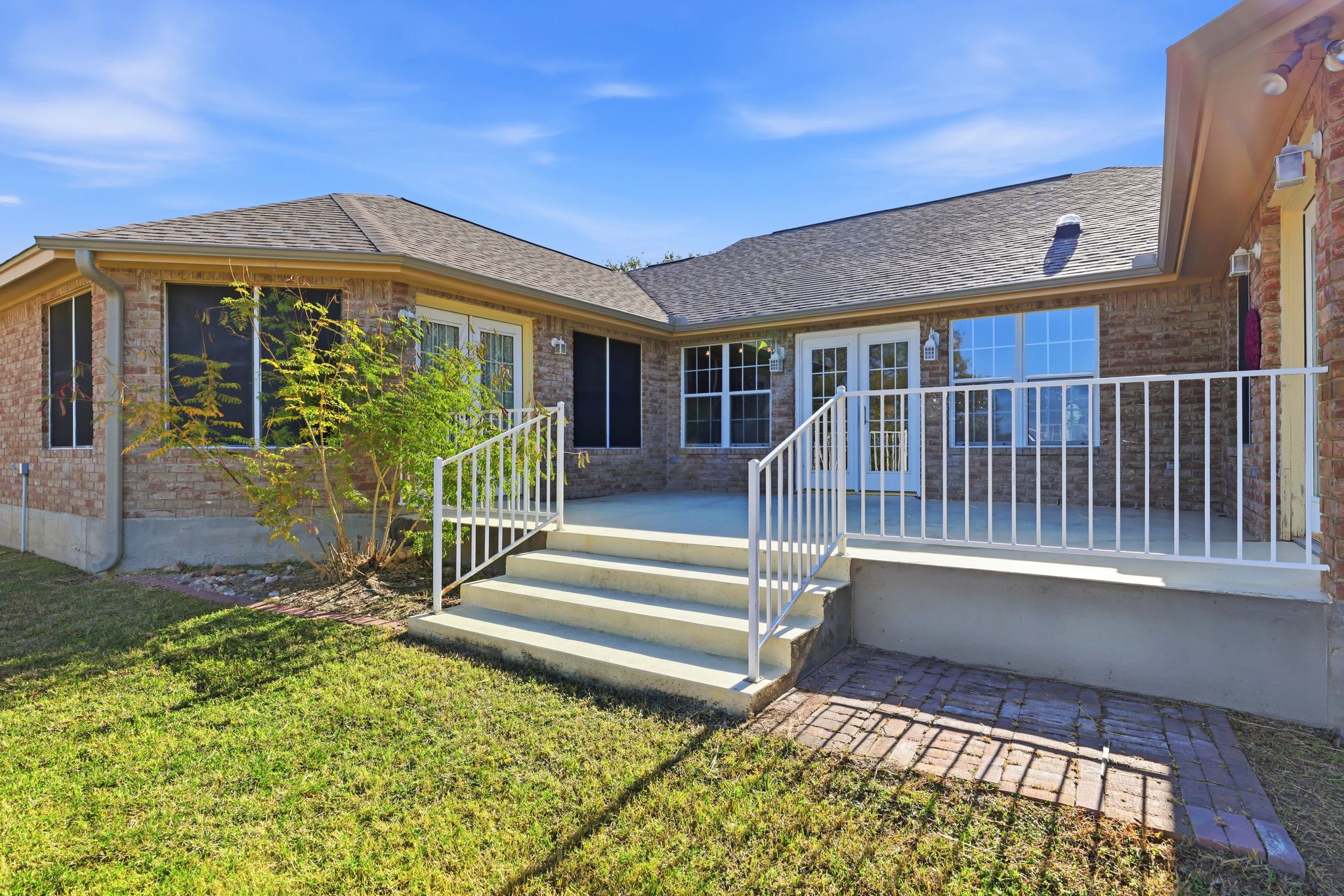 main property photo 35