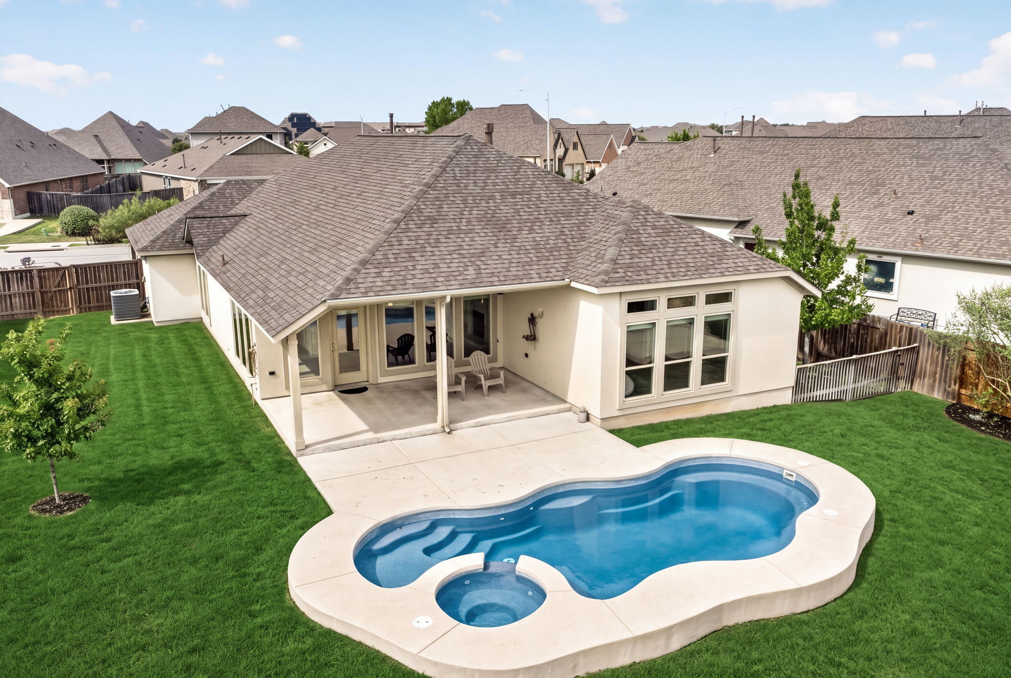 main property photo 27