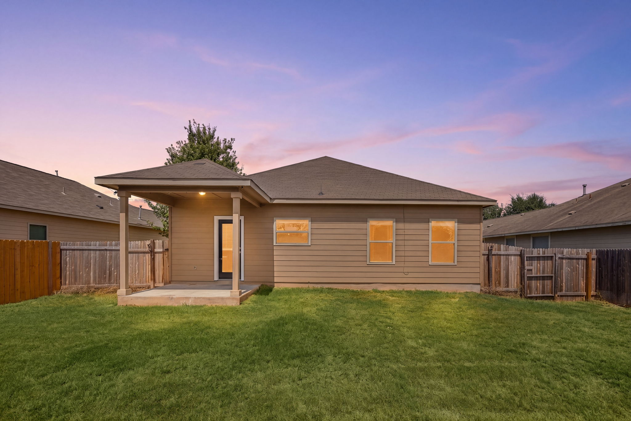 main property photo 29