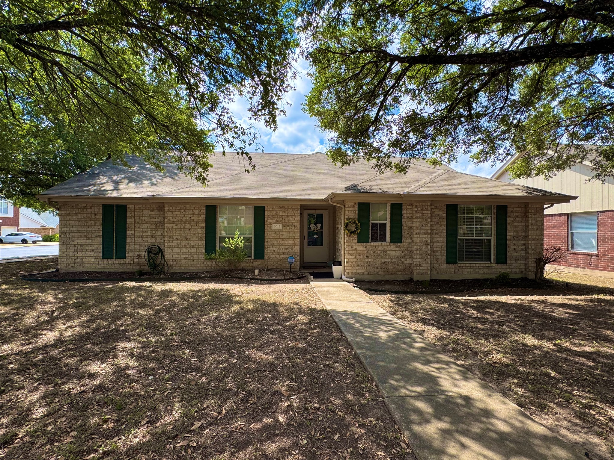main property photo 1