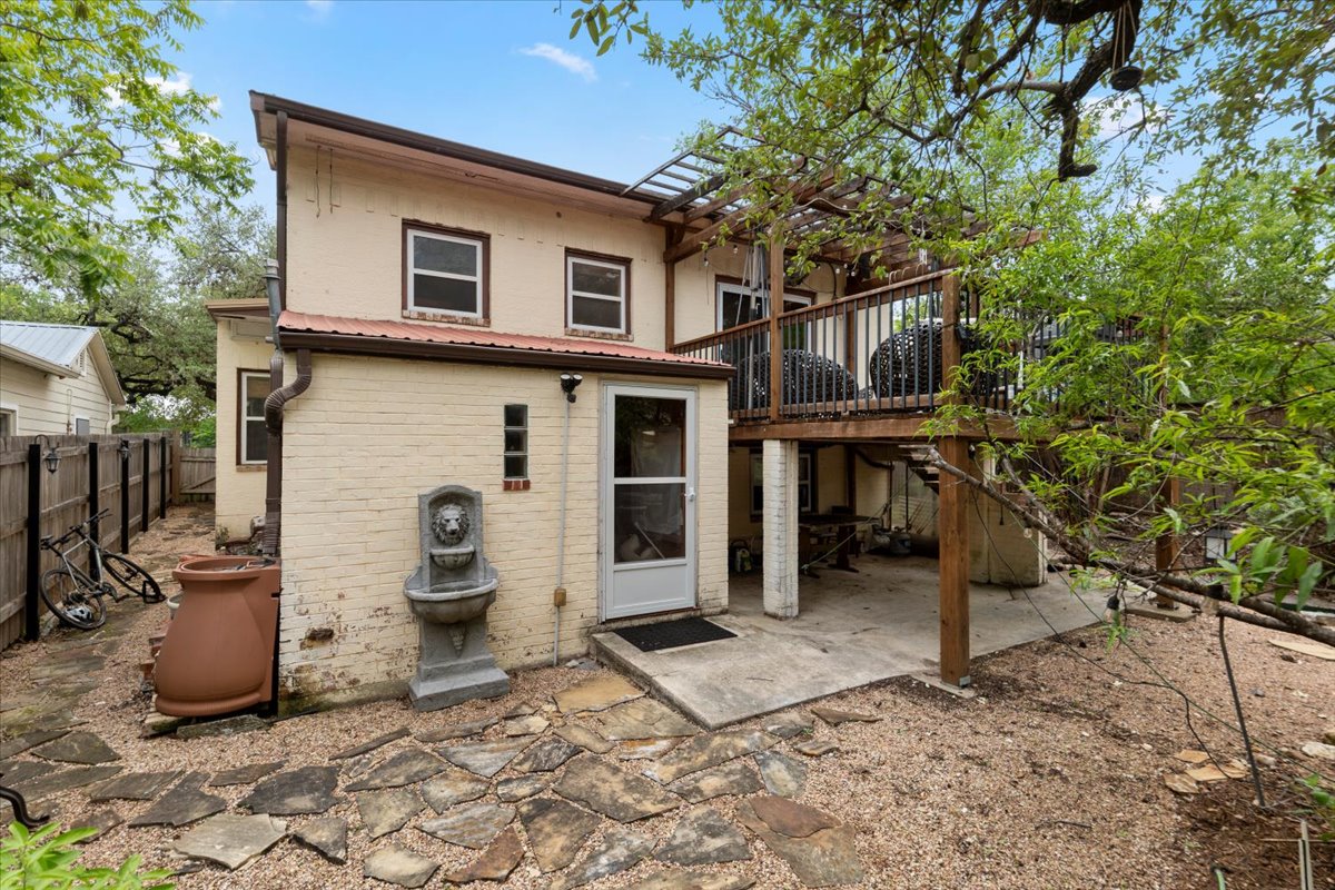 main property photo 21