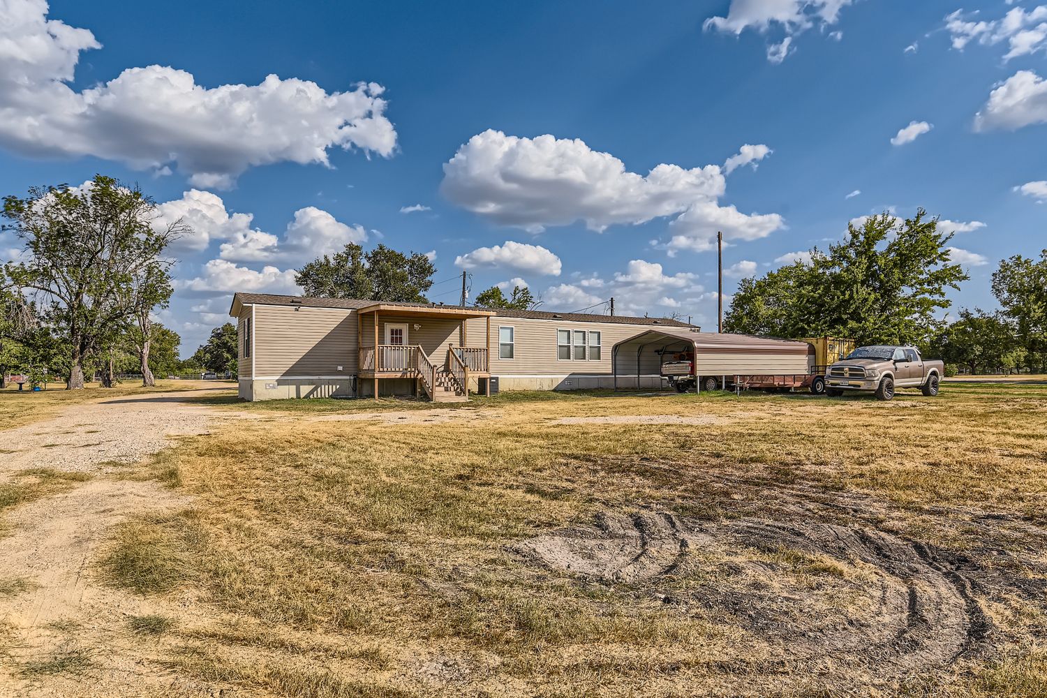 main property photo 26