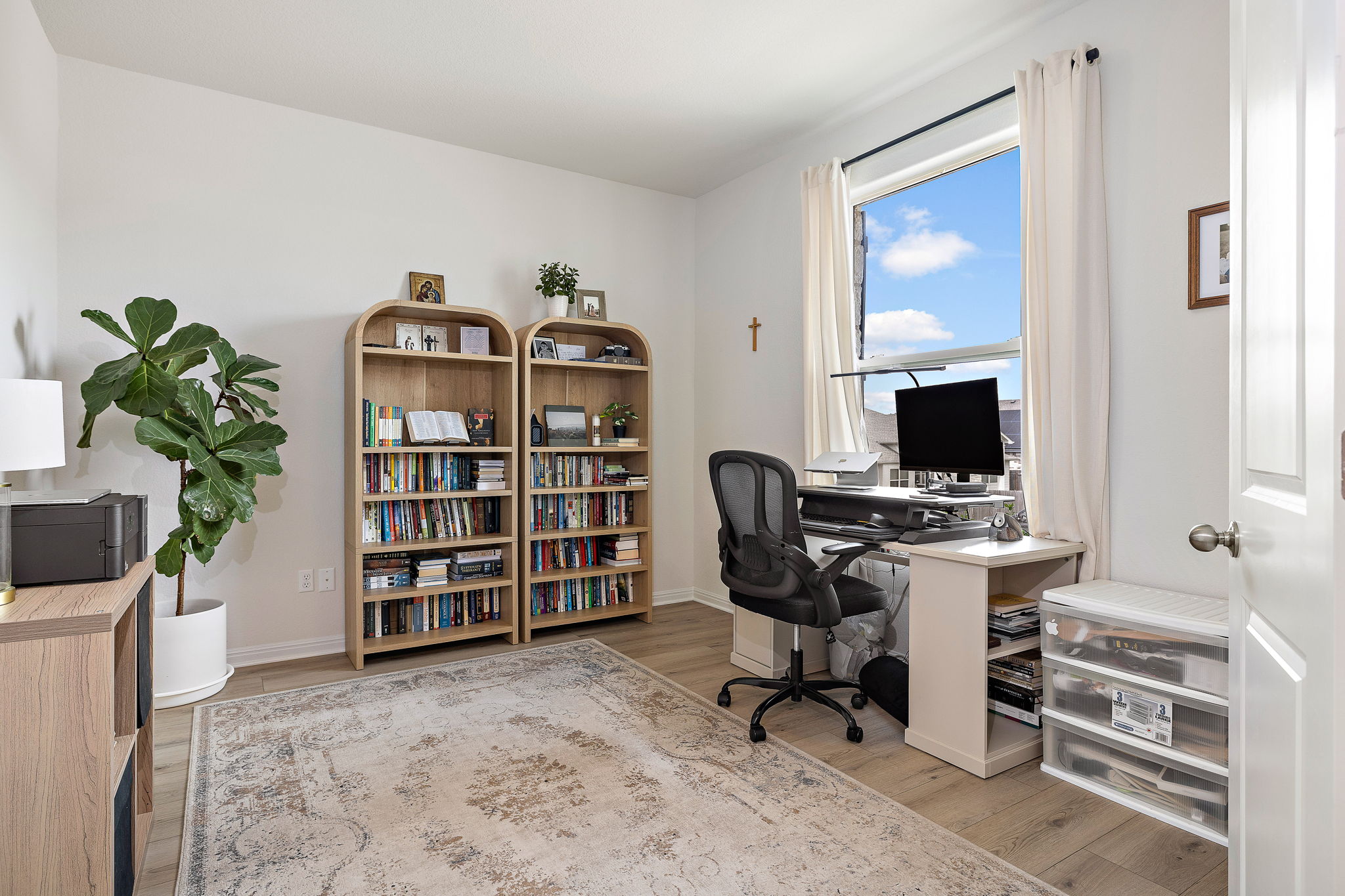 main property photo 3