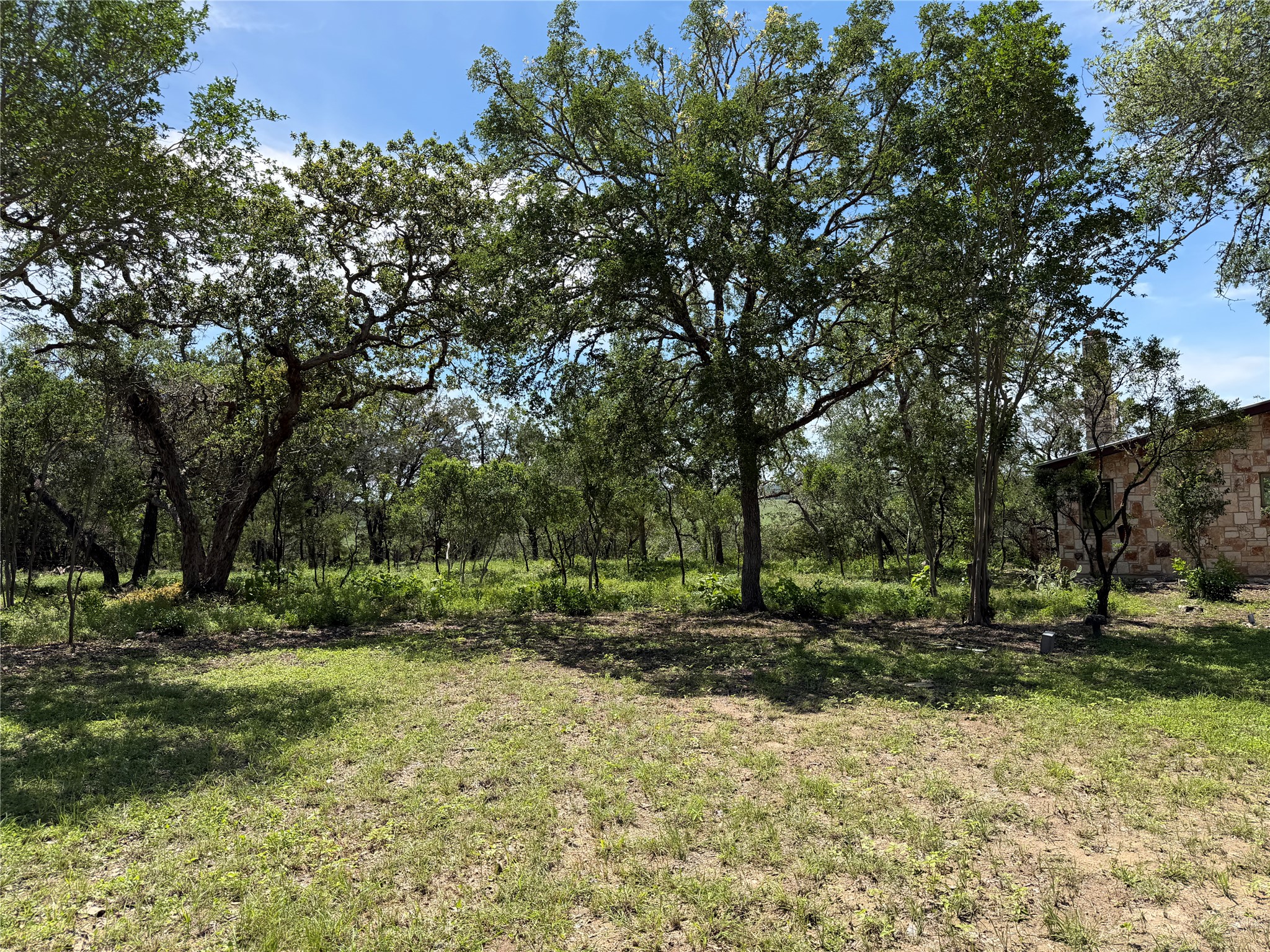 main property photo 34