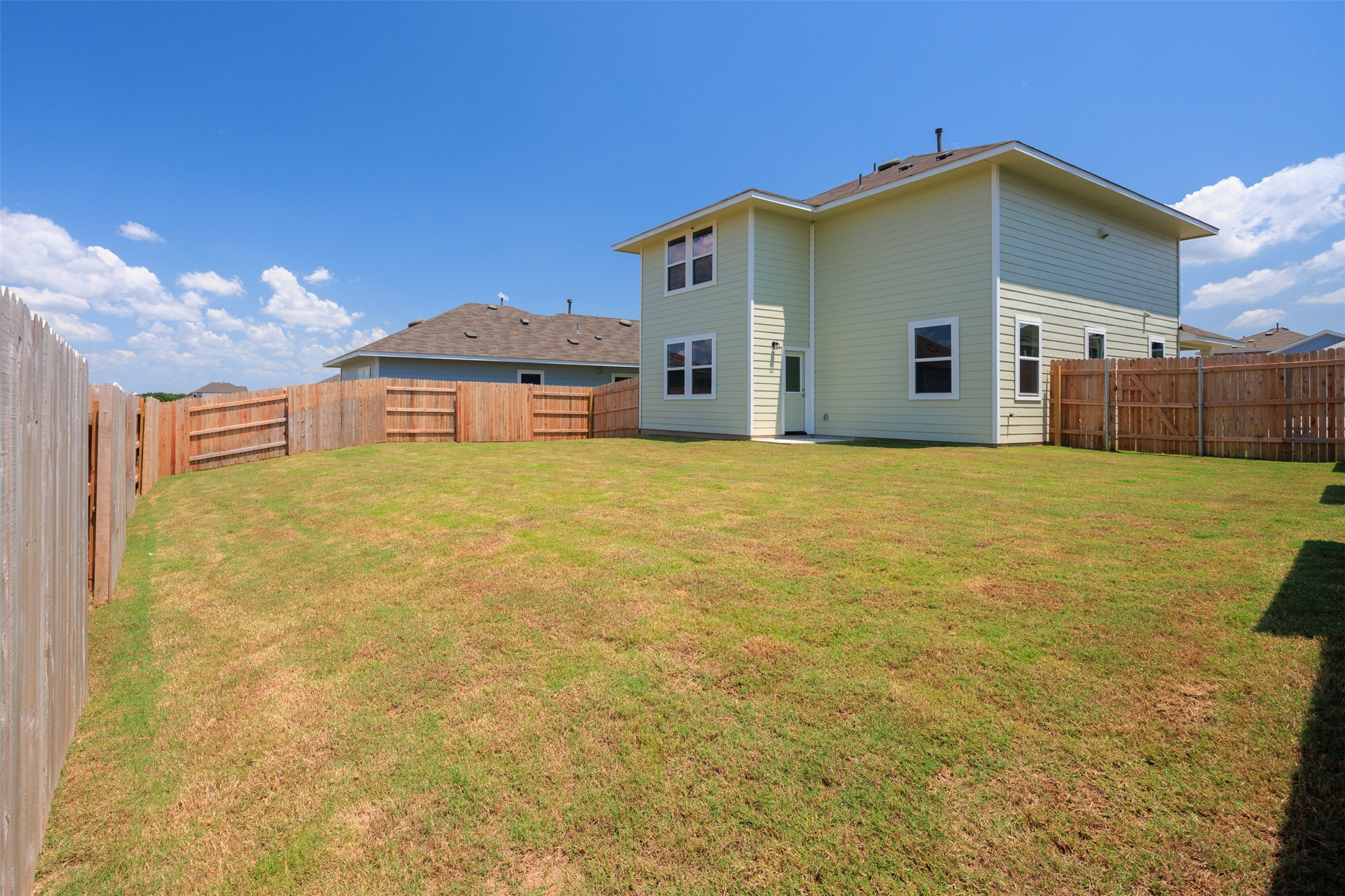 main property photo 15