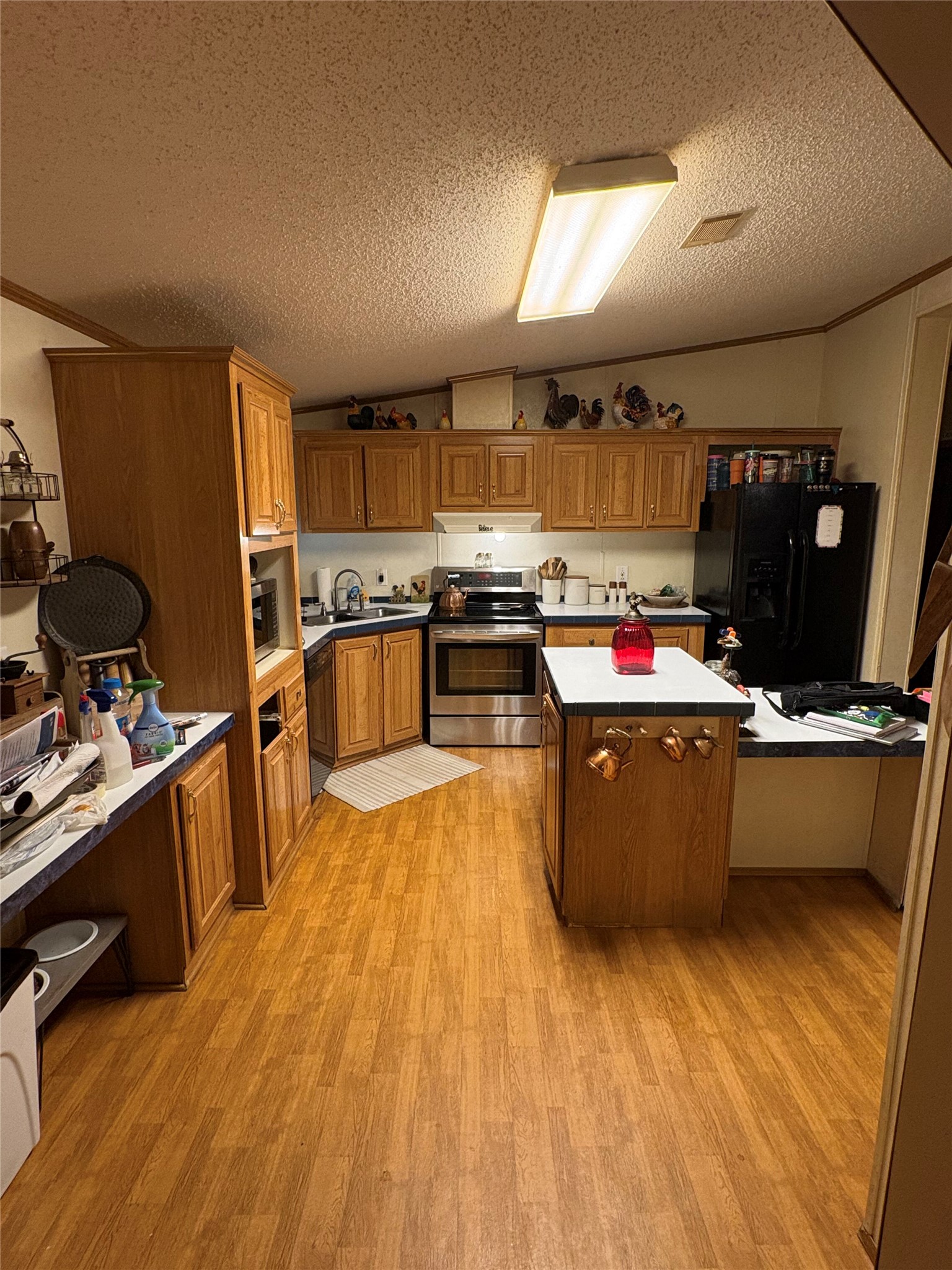 main property photo 17