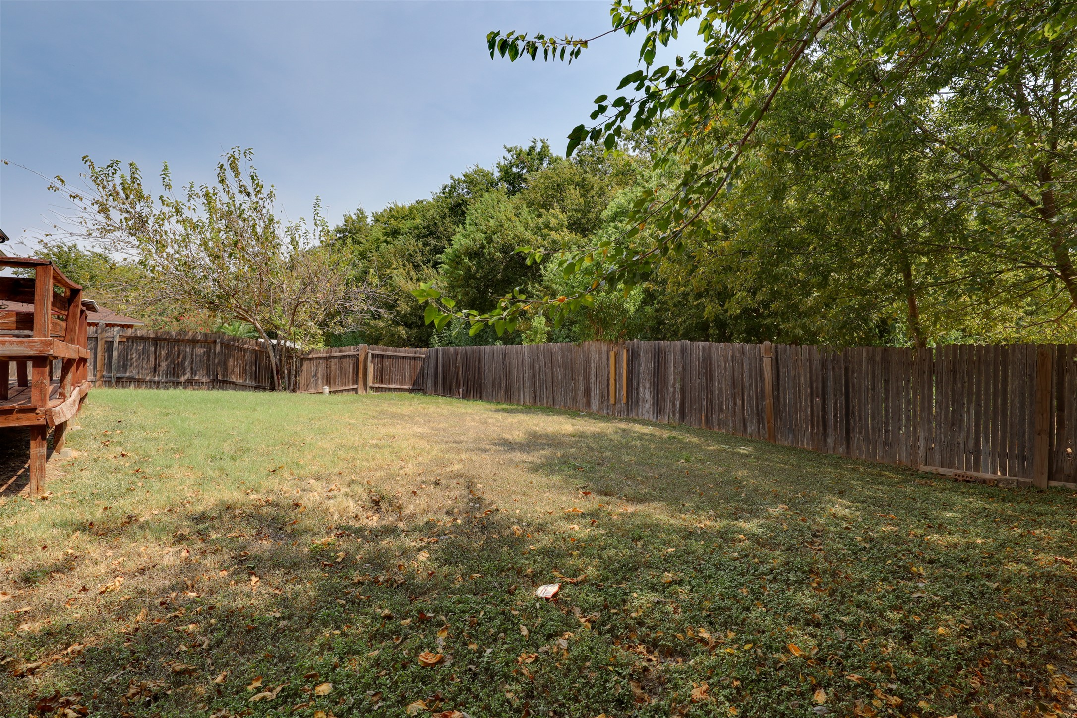 main property photo 20