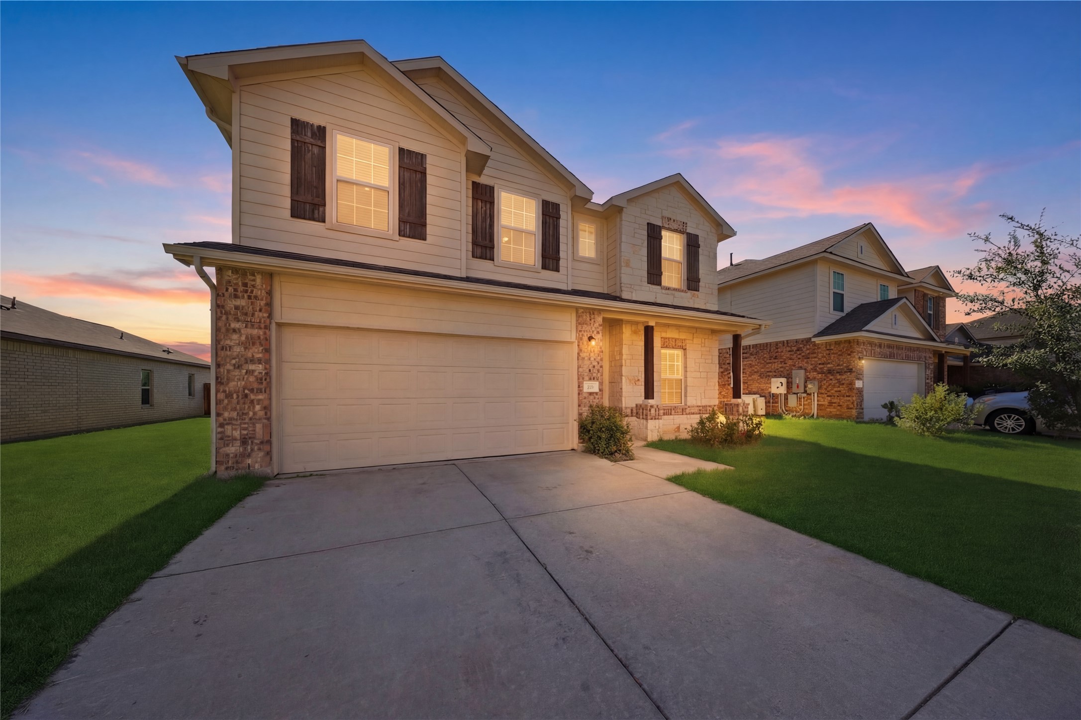 main property photo 28
