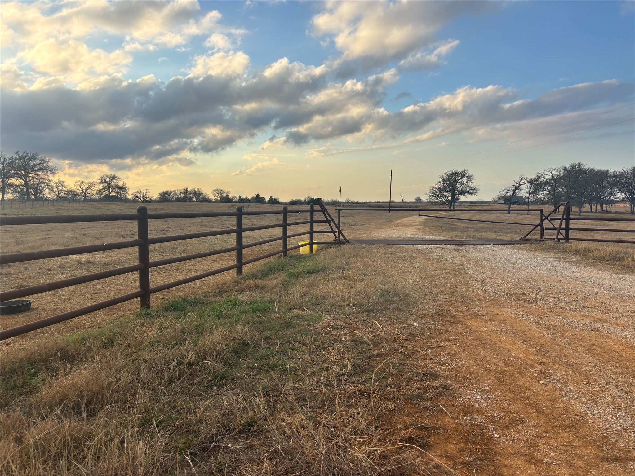 main property photo 16