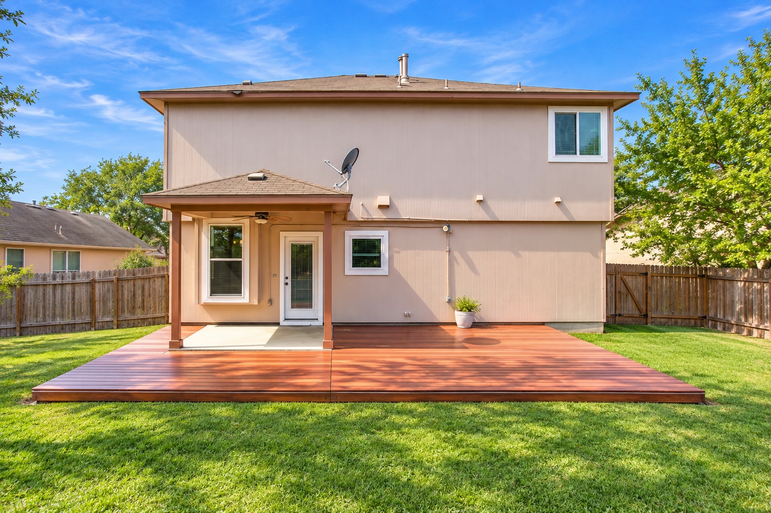 main property photo 32