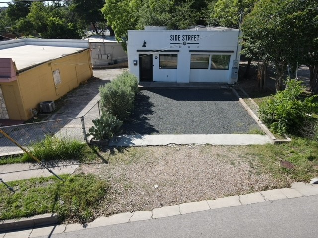 main property photo 4