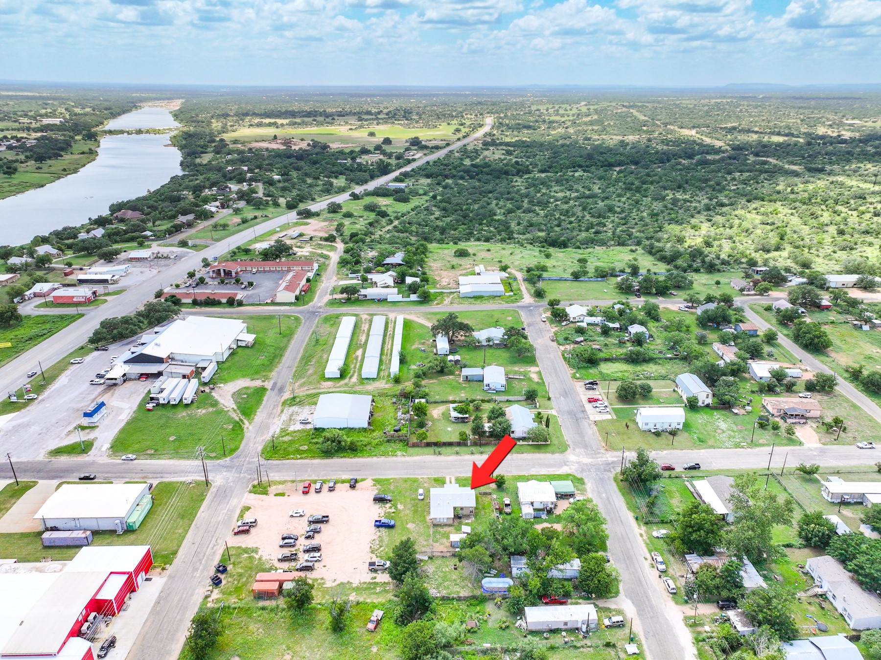 main property photo 23