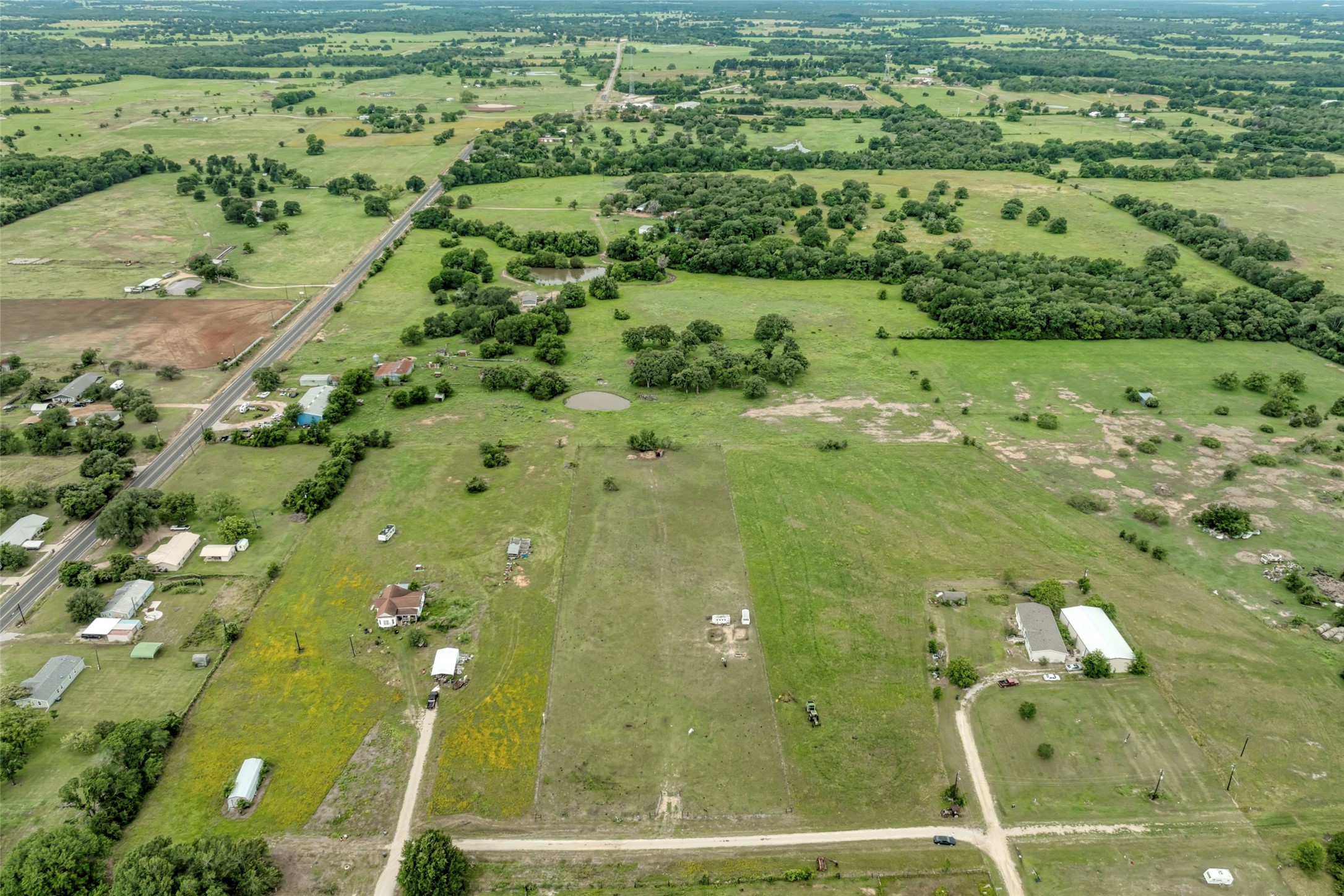 main property photo 10