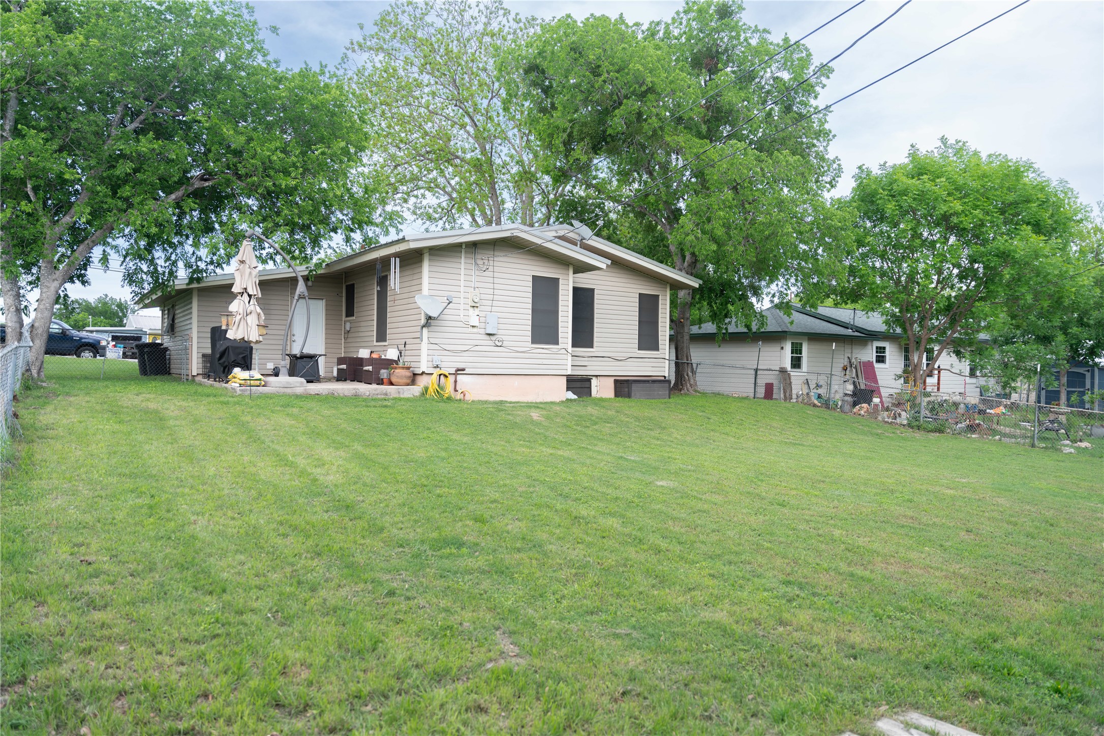 main property photo 29