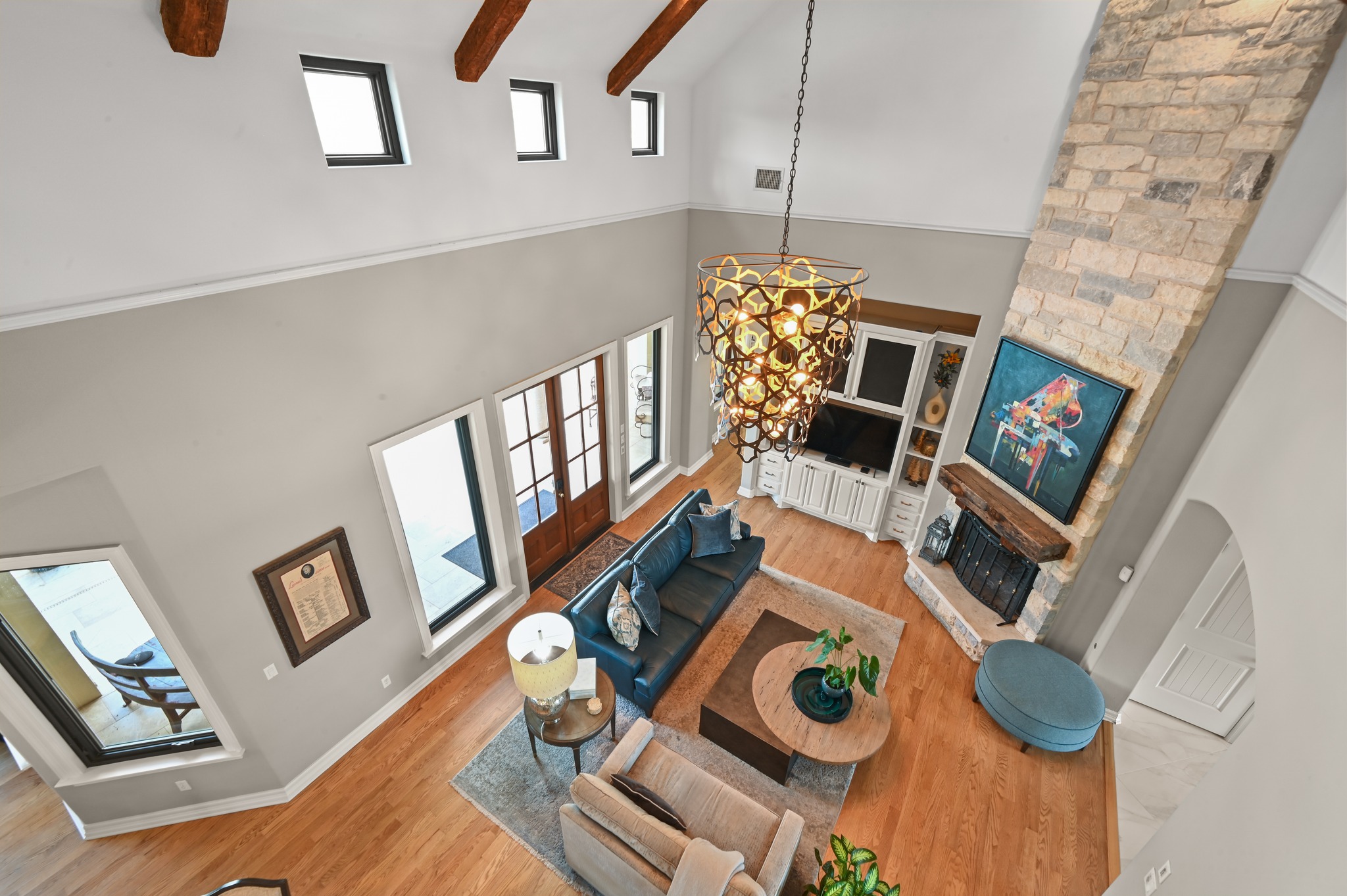 main property photo 18