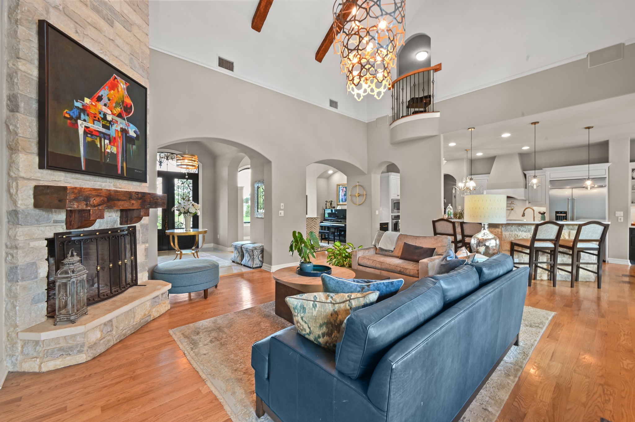 main property photo 9