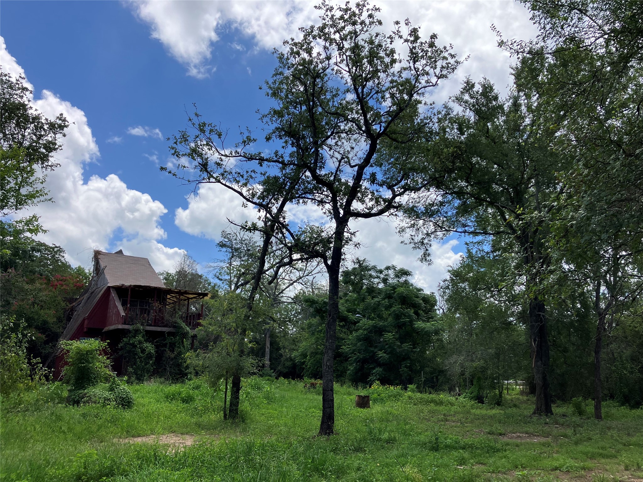 main property photo 7