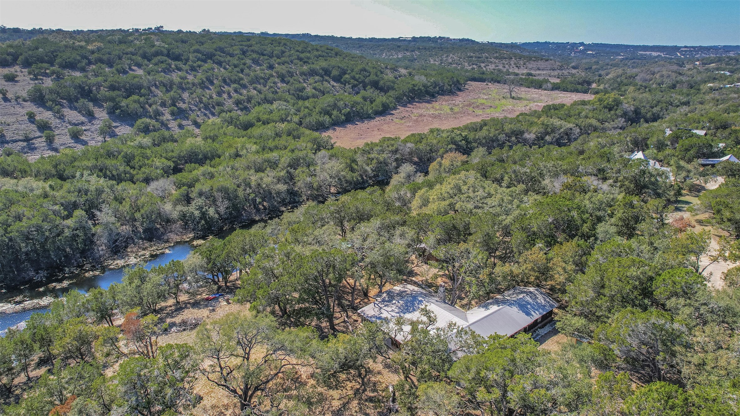 main property photo 10