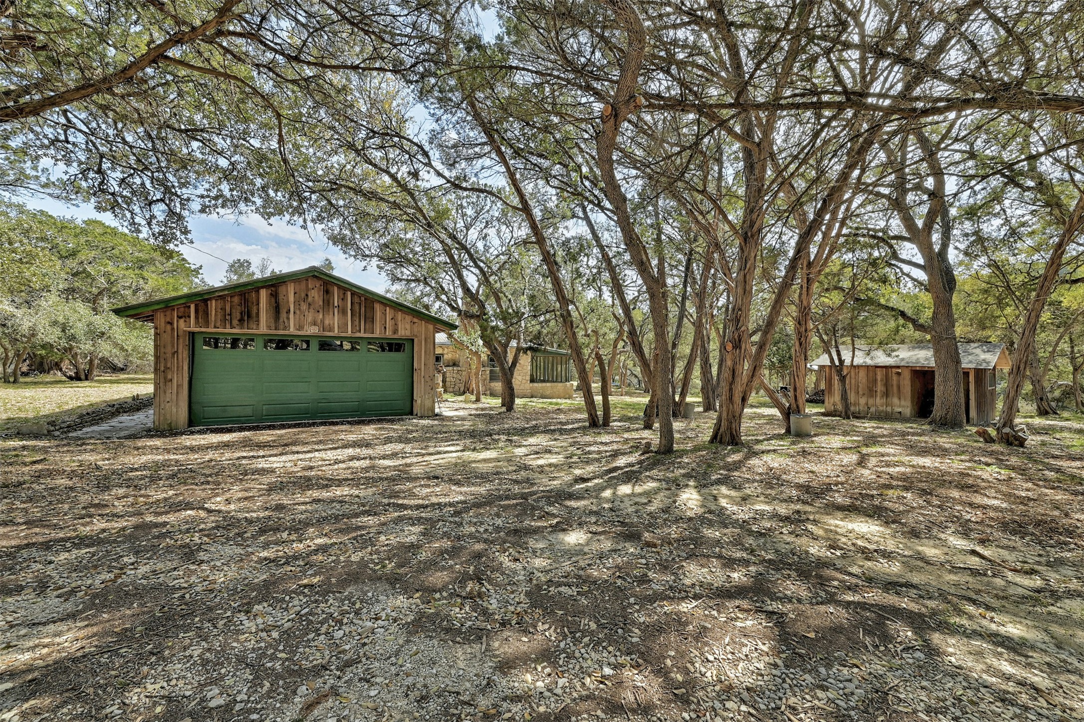 main property photo 12