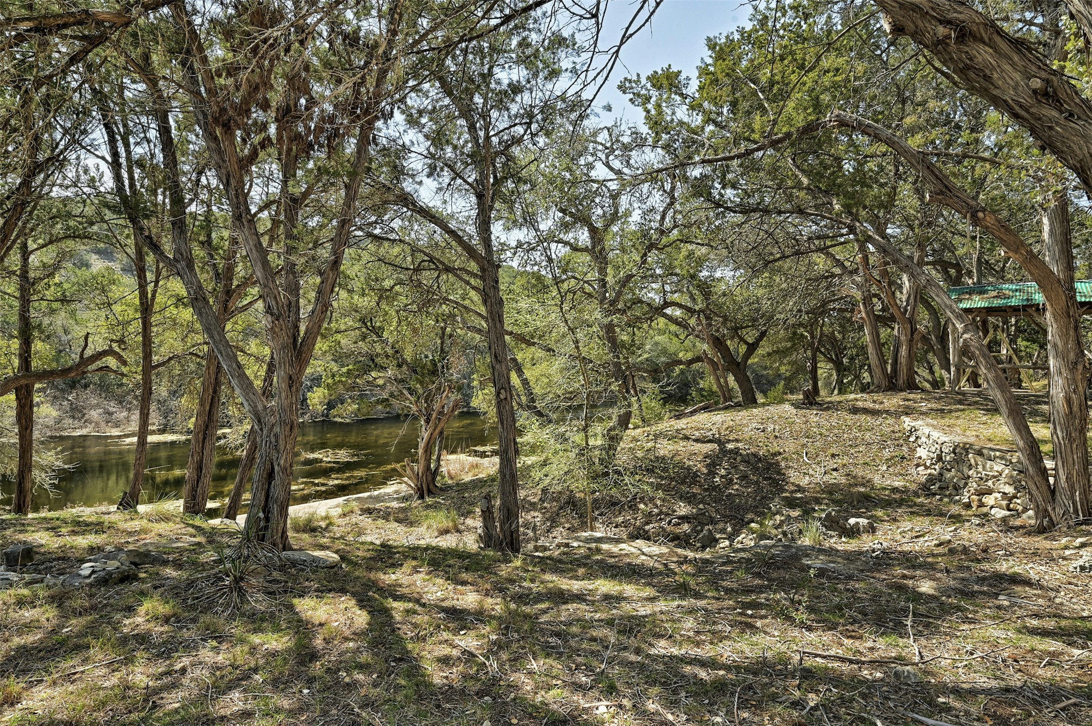 main property photo 16
