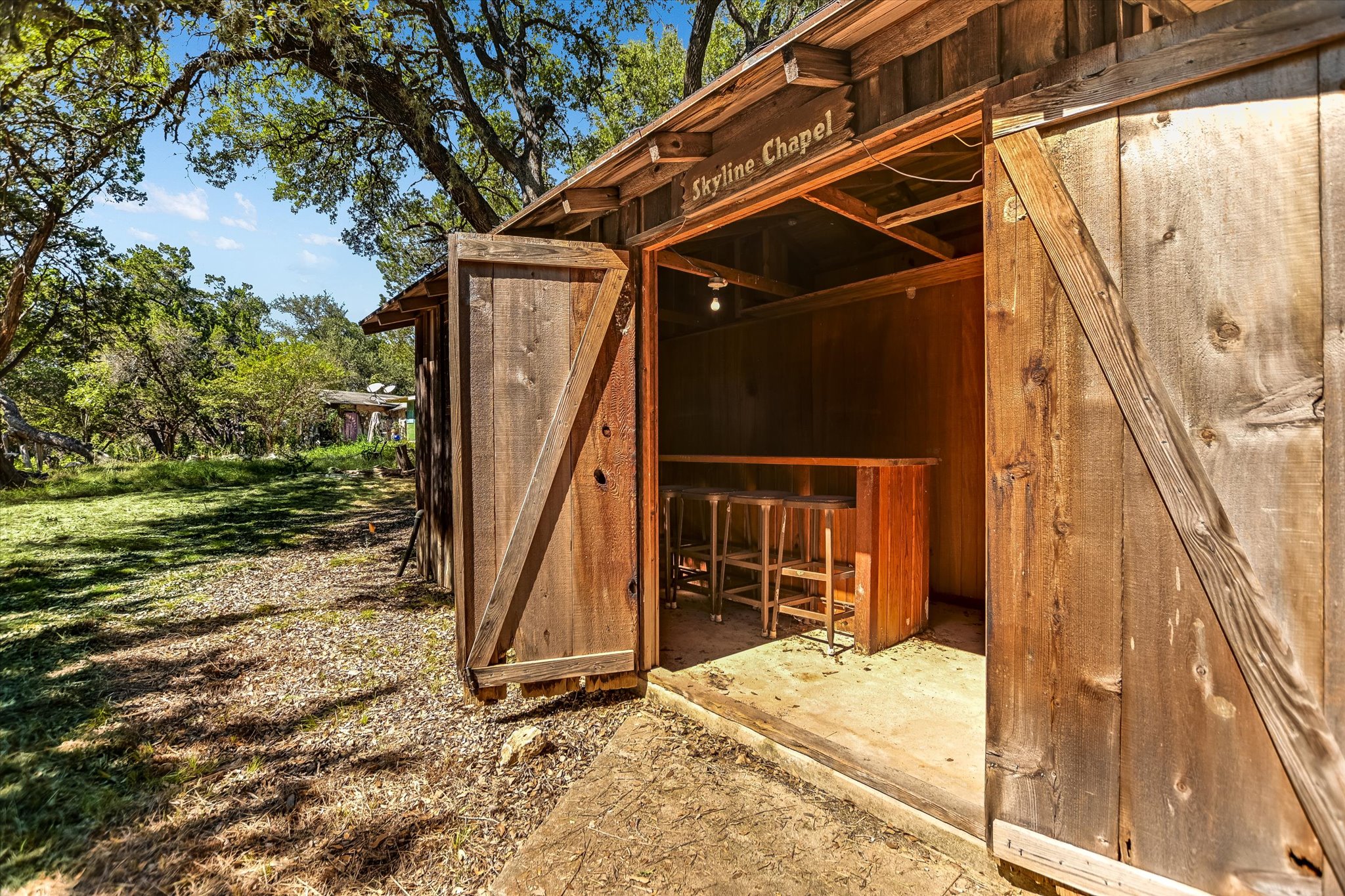 main property photo 18