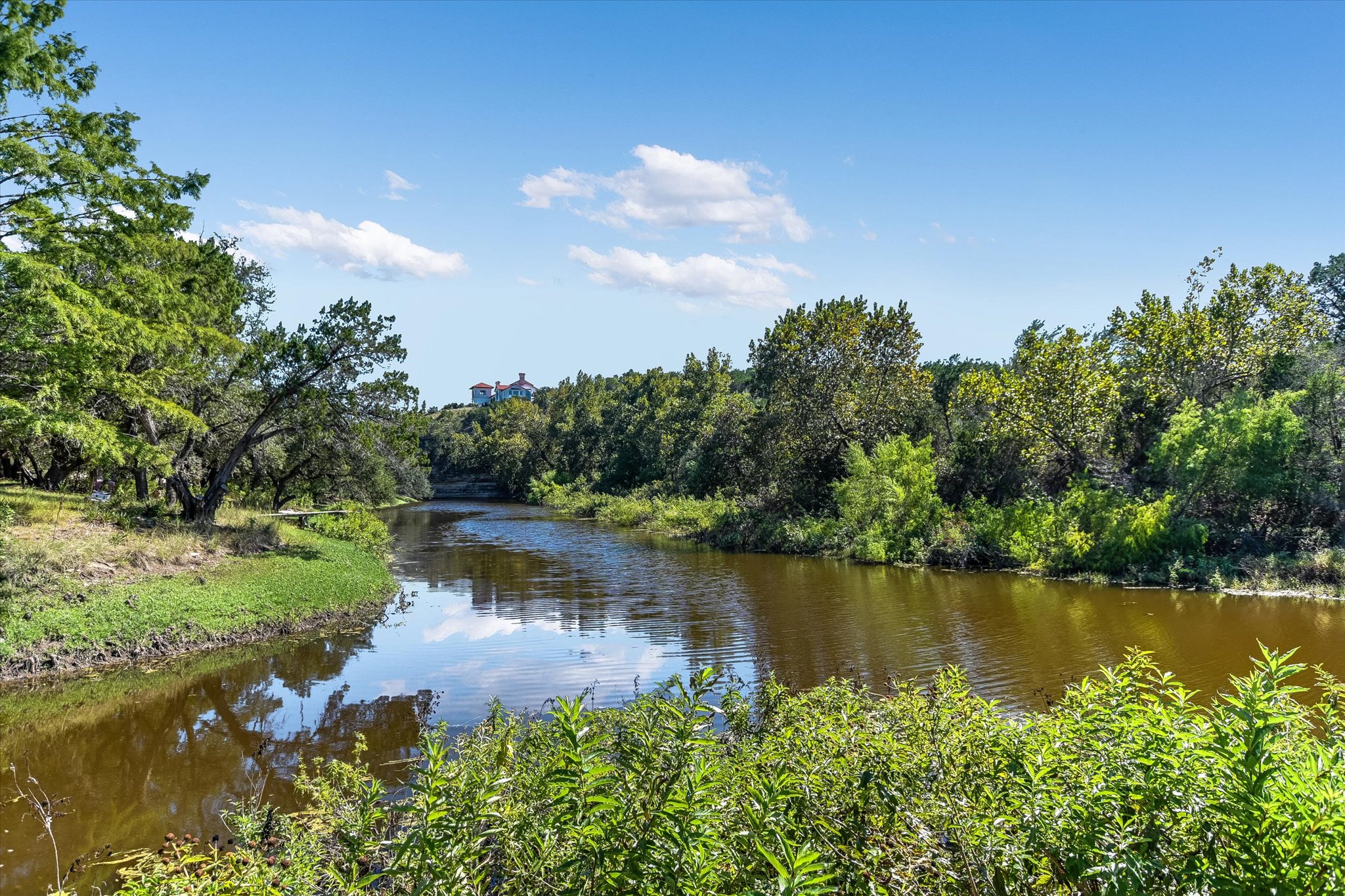 main property photo 20